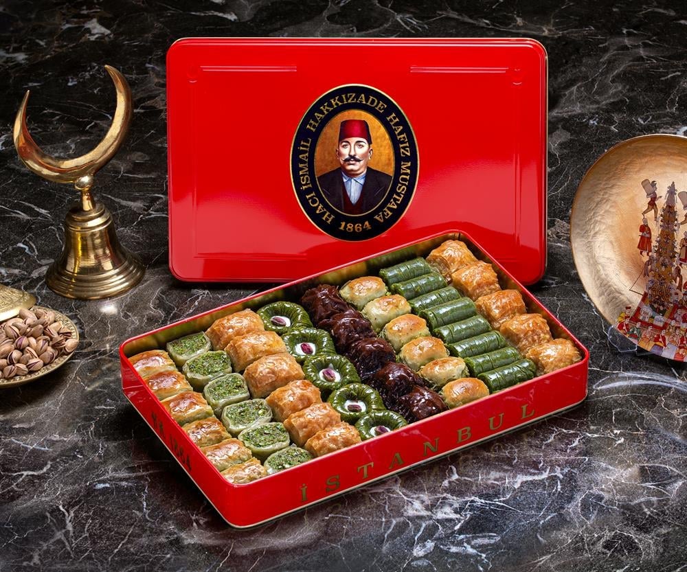 Hafiz Mustafa | Pistachio Baklava Assortment (Extra Large Box