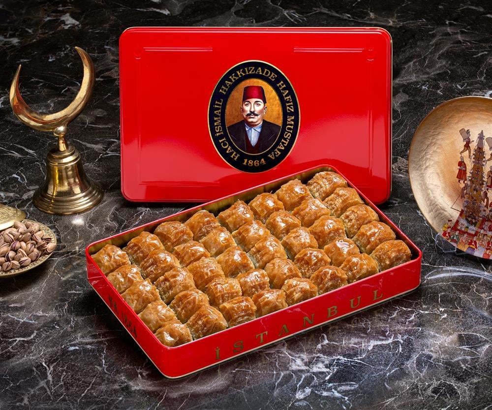 Hafiz Mustafa | Pistachio Dry Baklava (Extra Large Box)