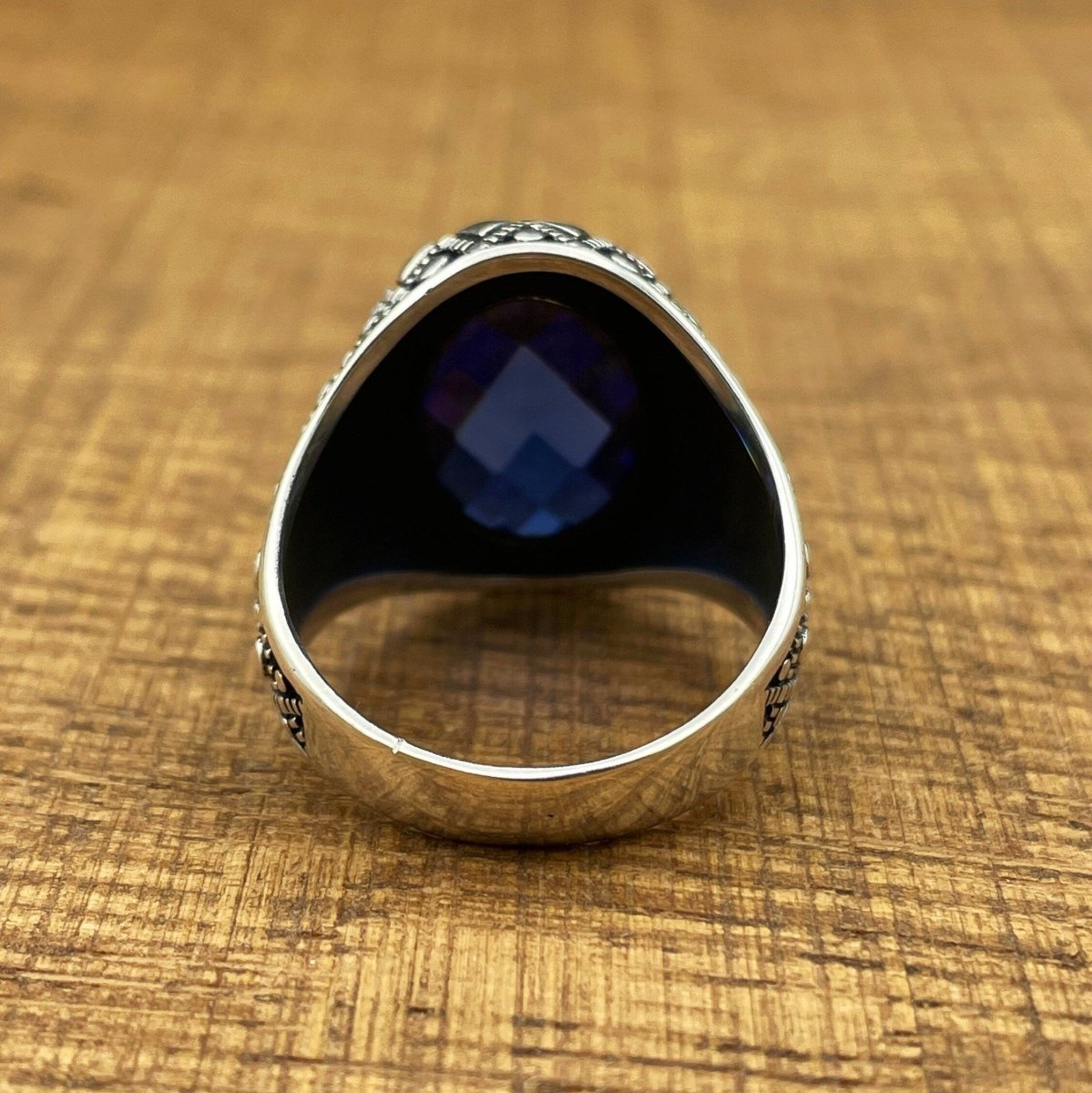 Handmade Men's Oval Blue Zircon Silver Ring