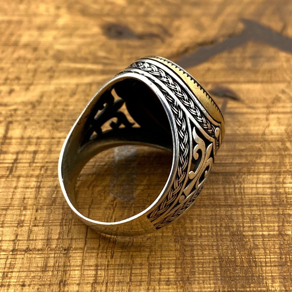 Handmade Turkish Sterling Silver Men's Ring with Dark Red Agate Stone - TryAladdin