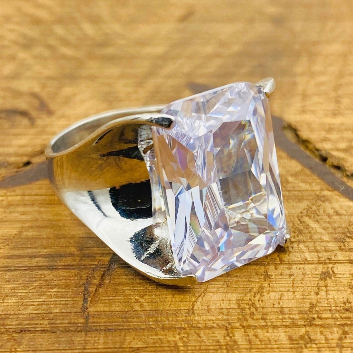 Handmade WoMen's White Zircon Ring