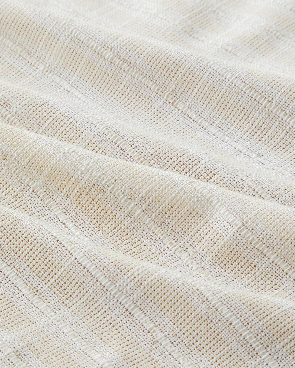 Professional Grade Polyester Tablecloth   Beige Dining Linen   Bulk Restaurant Supply