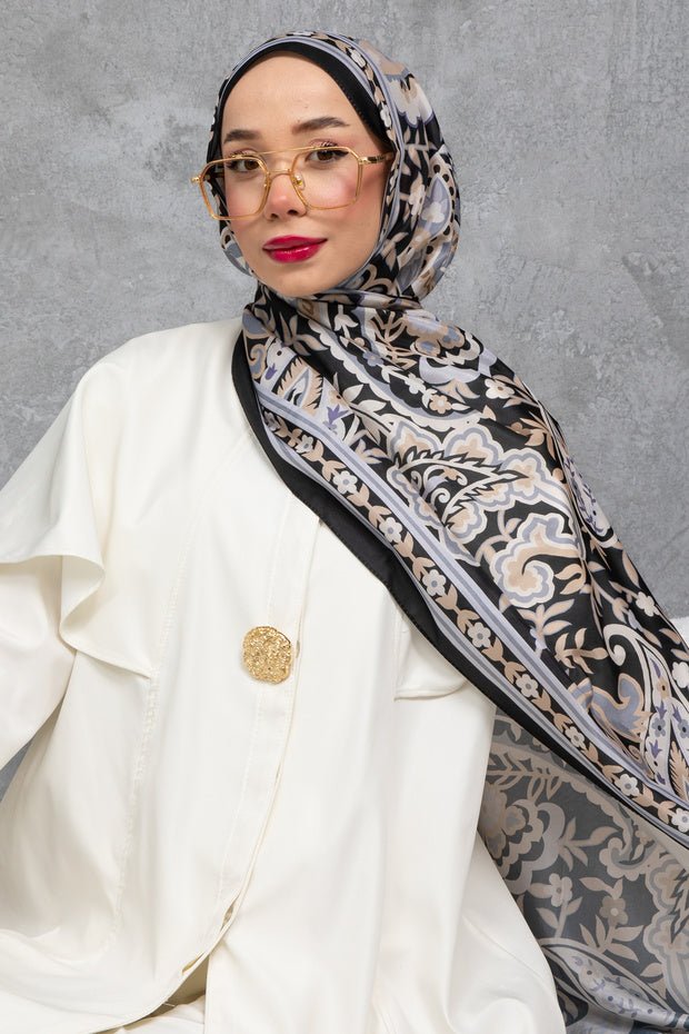 の*ん様 劇団四季ノートルダムの鐘　シルクスカーフ の*ん様 劇団四季ノートルダムの鐘 シルクスカーフ