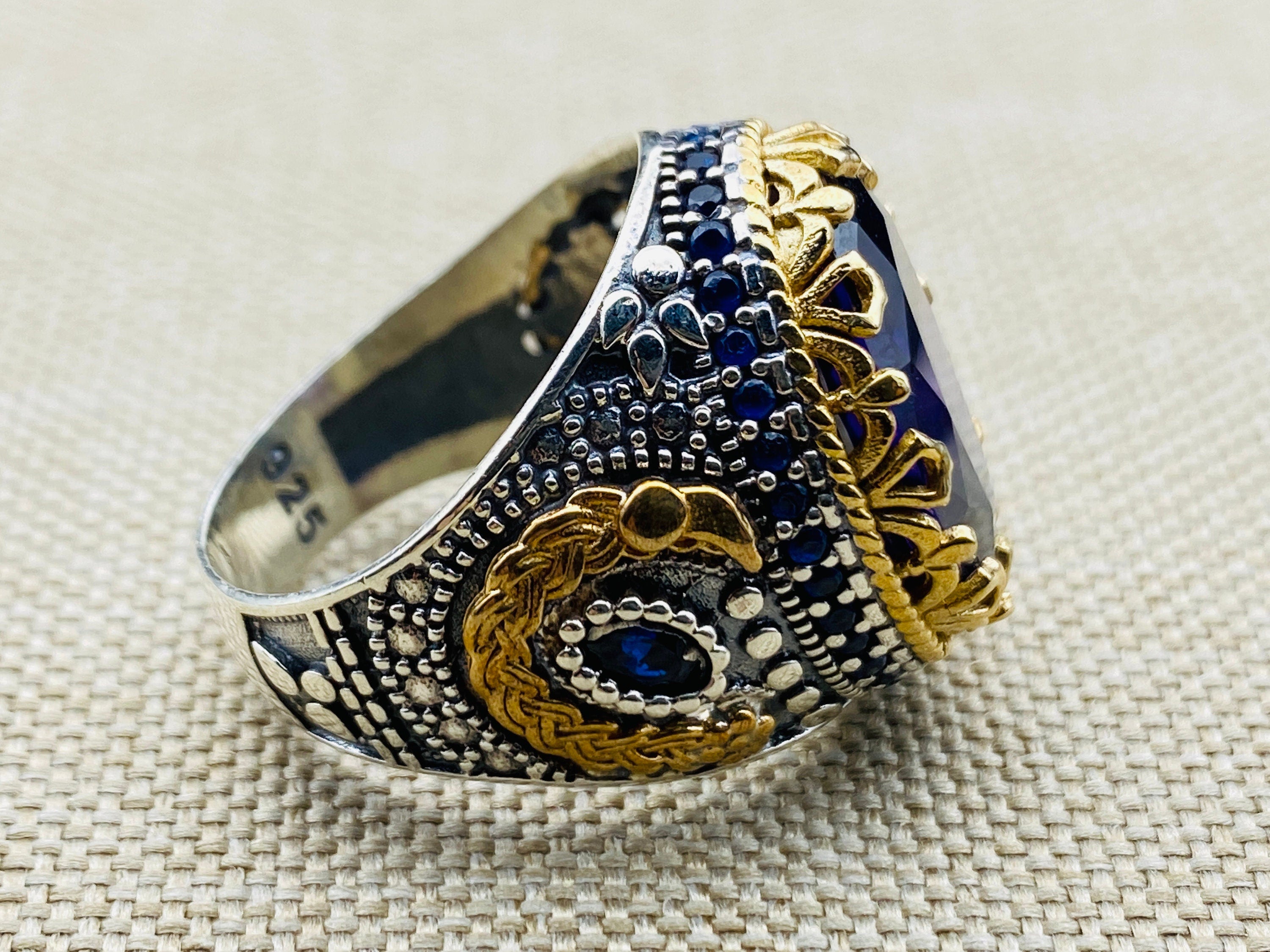 Anello da uomo in pietra acquamarina