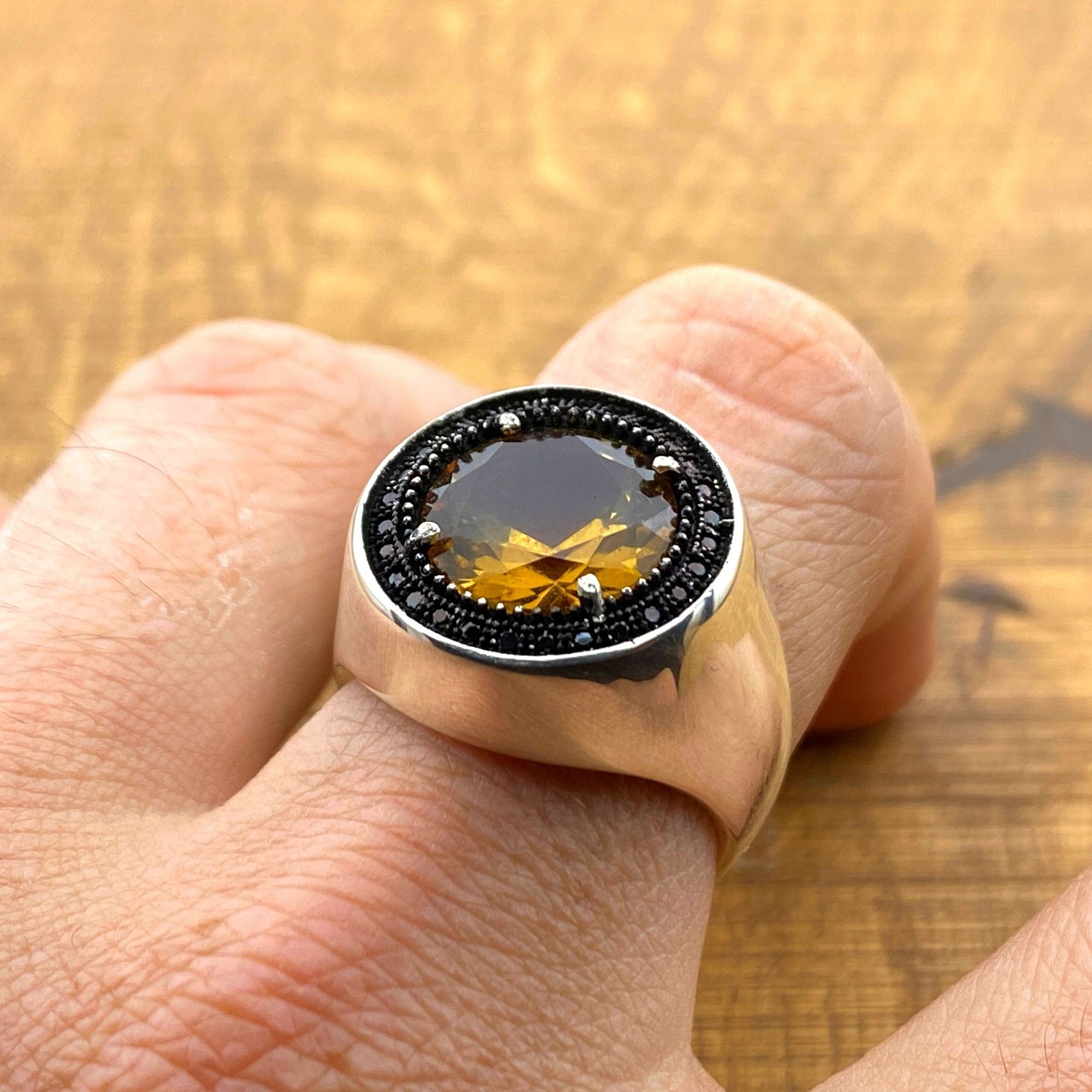 خاتم فضي فاخر مصنوع يدويًا من السلطانيت (زولتانيت) للرجال - فضة استرلينية 925 هدية له