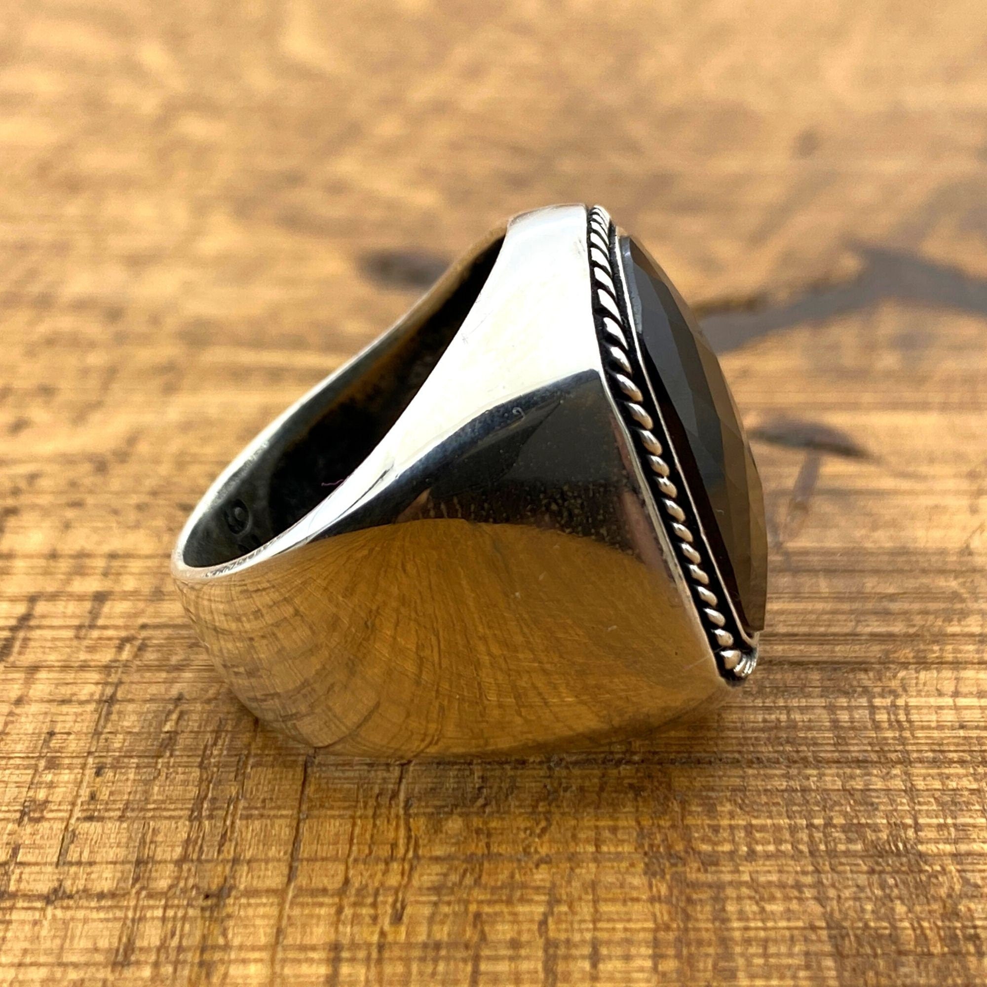 خاتم رجالي تركي أصلي مصنوع يدويًا من الفضة الإسترلينية مع حجر الزركون الأسود - هدية جريئة وأنيقة له