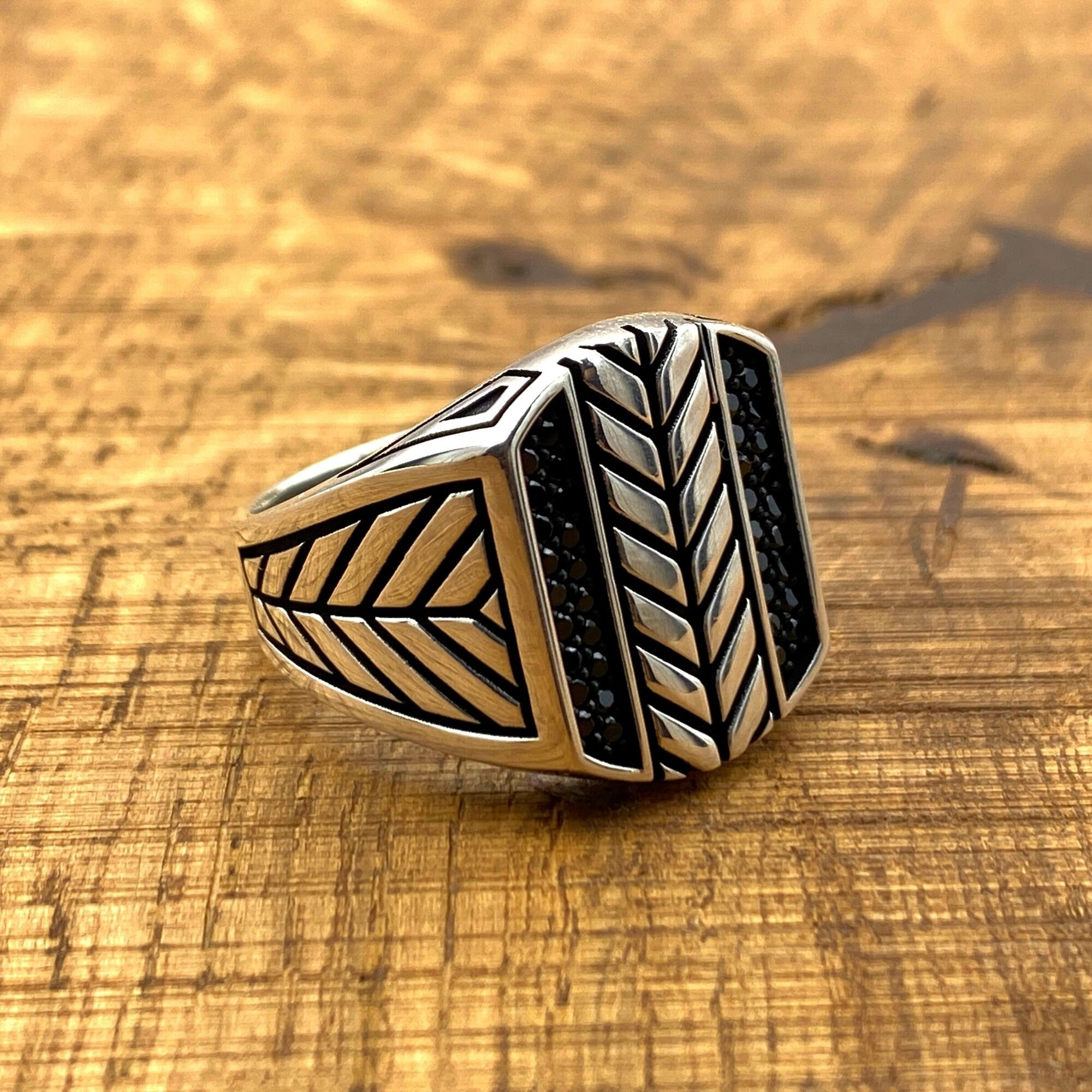 خاتم رجالي من الفضة الإسترلينية مع عقيق ميكرو - مجوهرات تركية يدوية الصنع بتصميم بسيط