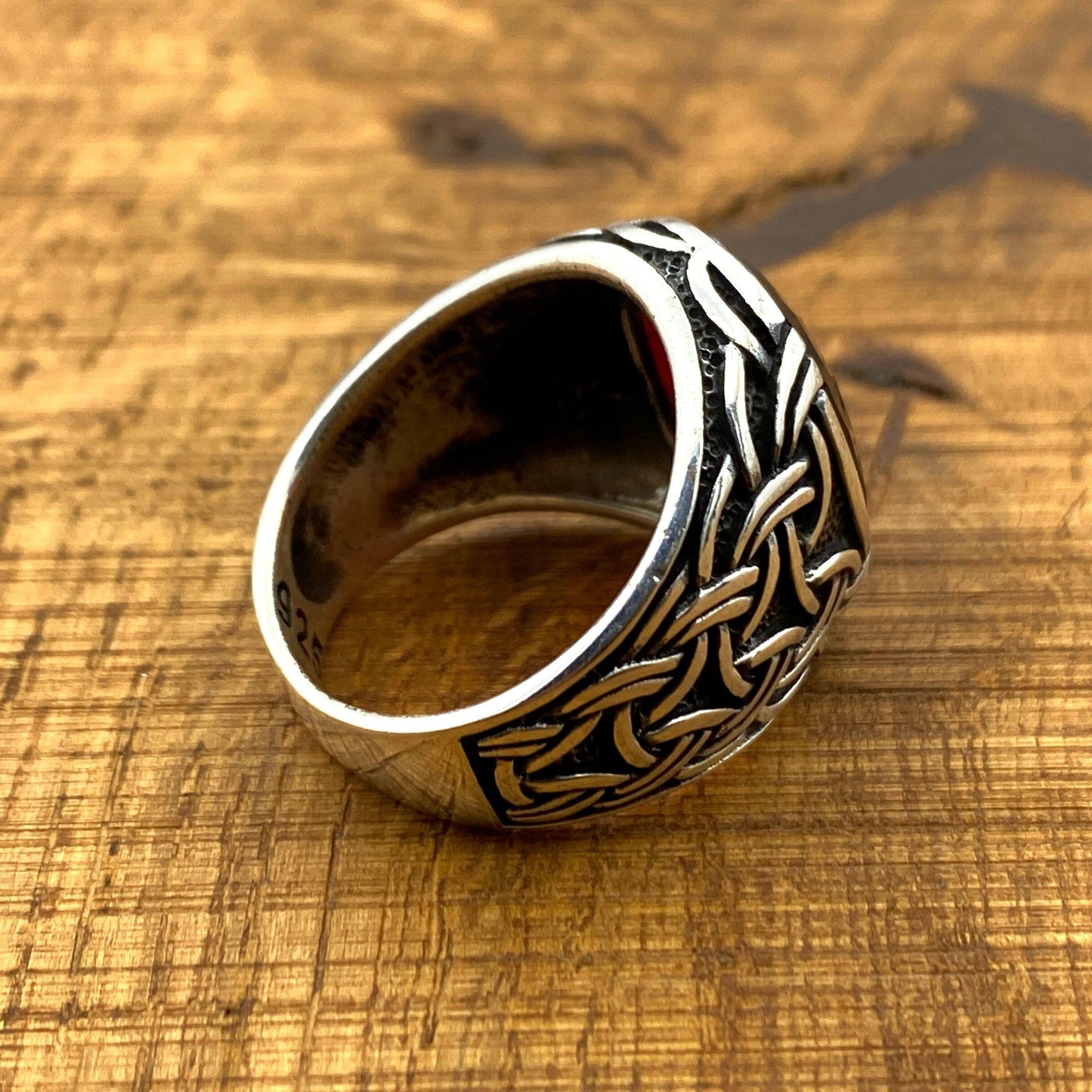 خاتم رجالي يدوي من الفضة الإسترلينية 925 العثمانية مع حجر زركون أحمر بيضاوي - هدية مجوهرات بيان له