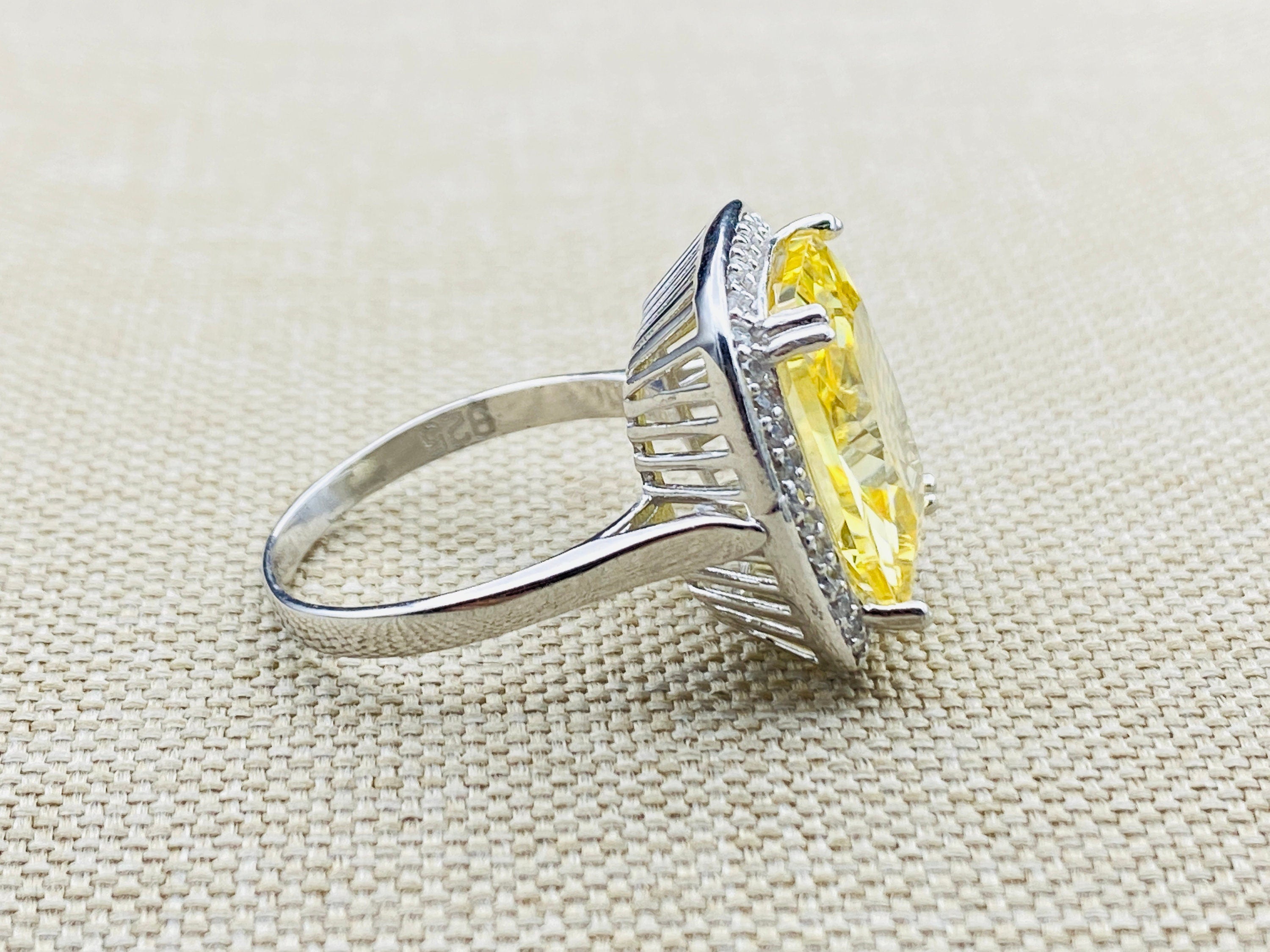 Handmade Vintage-Inspired 925 Sterling Silver Citrine Ring for Women - Radiant Yellow Gemstone