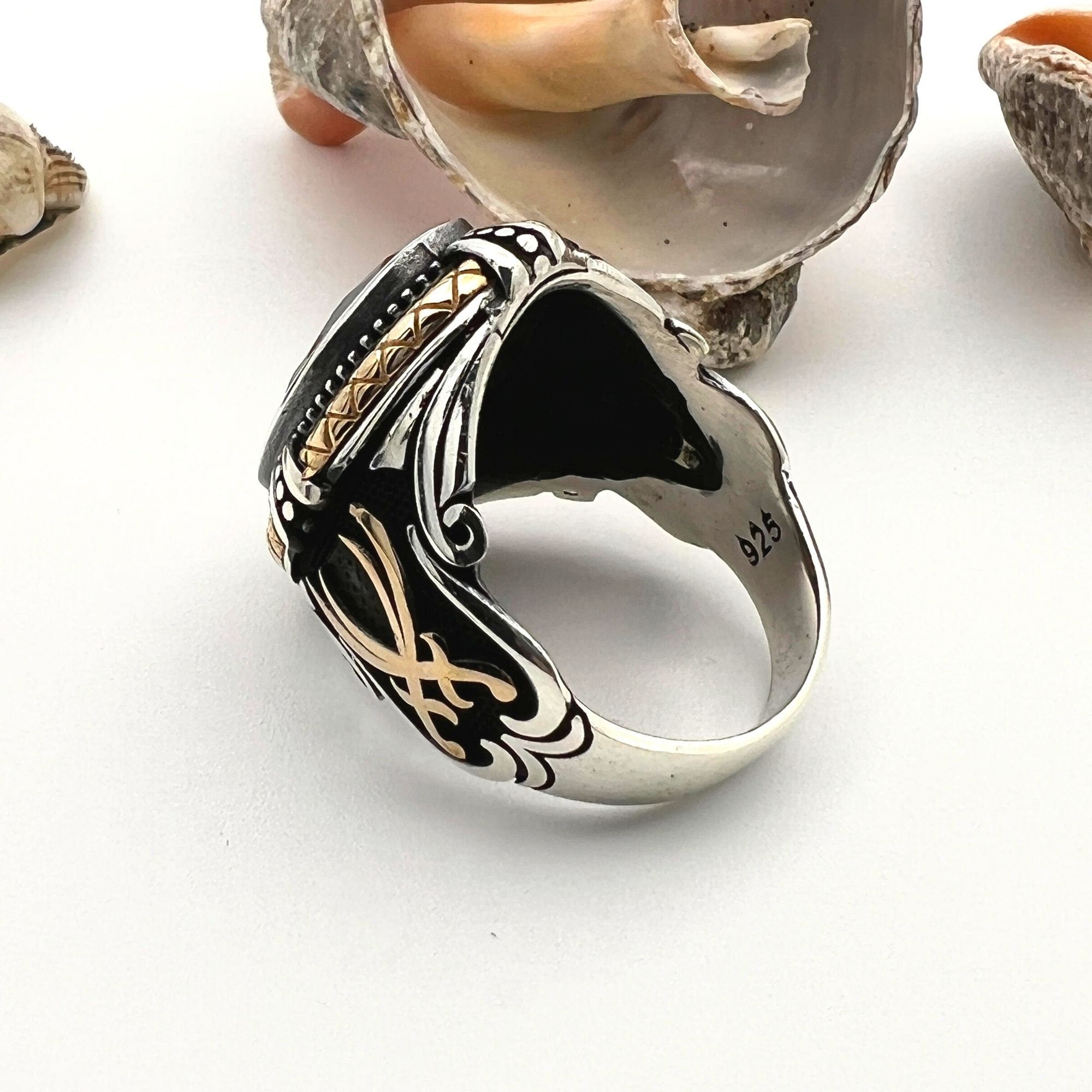 خاتم فضة يدوي بحجر روبي أحمر