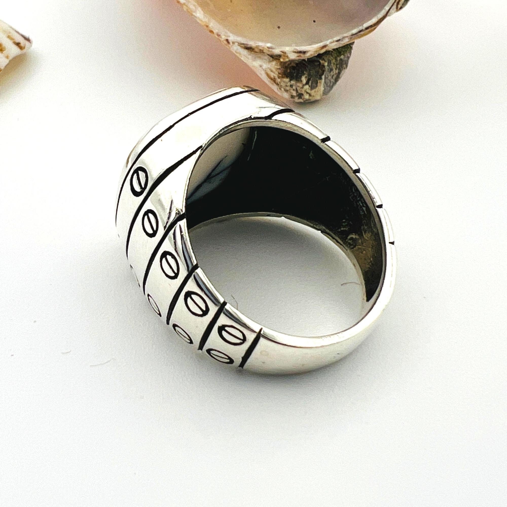 Men's White Turquoise Gemstone Silver Ring