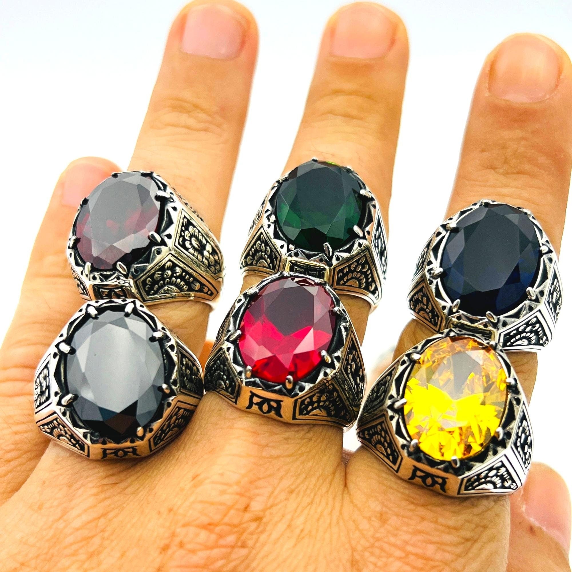 خاتم فضة رجالي بحجر الياقوت الأزرق