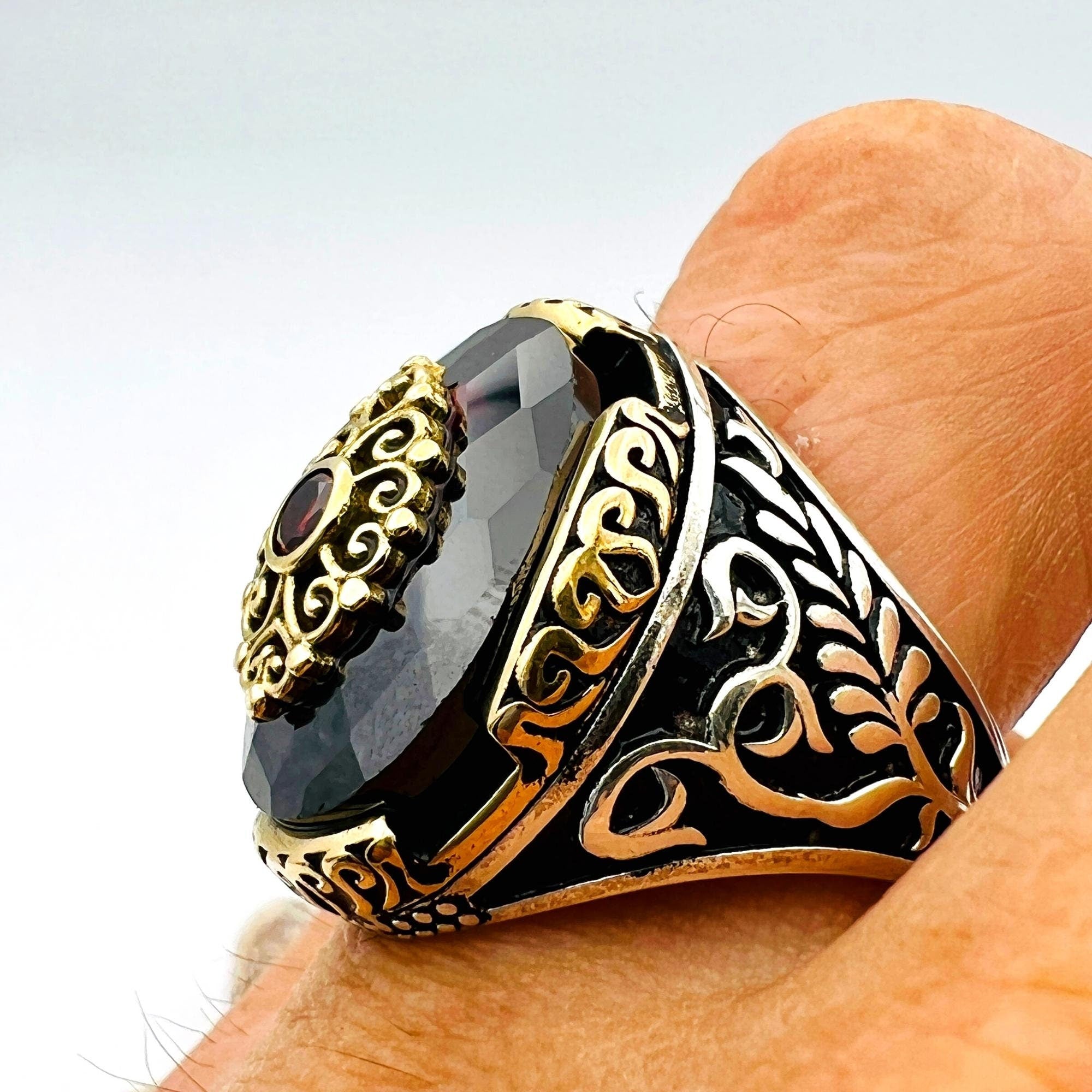 Anello da uomo con pietra preziosa rubino rossa