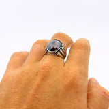 خاتم رجالي يدوي الصنع من الفضة الإسترلينية 925 مع حجر الزركون الأحمر البيضاوي
