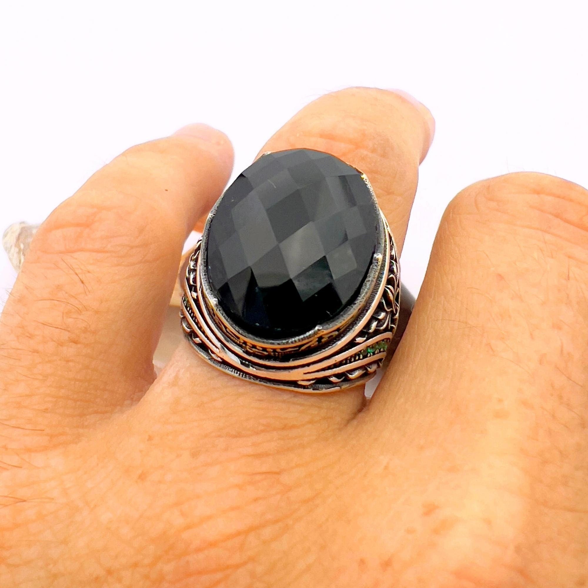 خاتم رجالي يدوي الصنع على الطراز العثماني: فضة استرلينية 925K مع زمرد أخضر بيضاوي