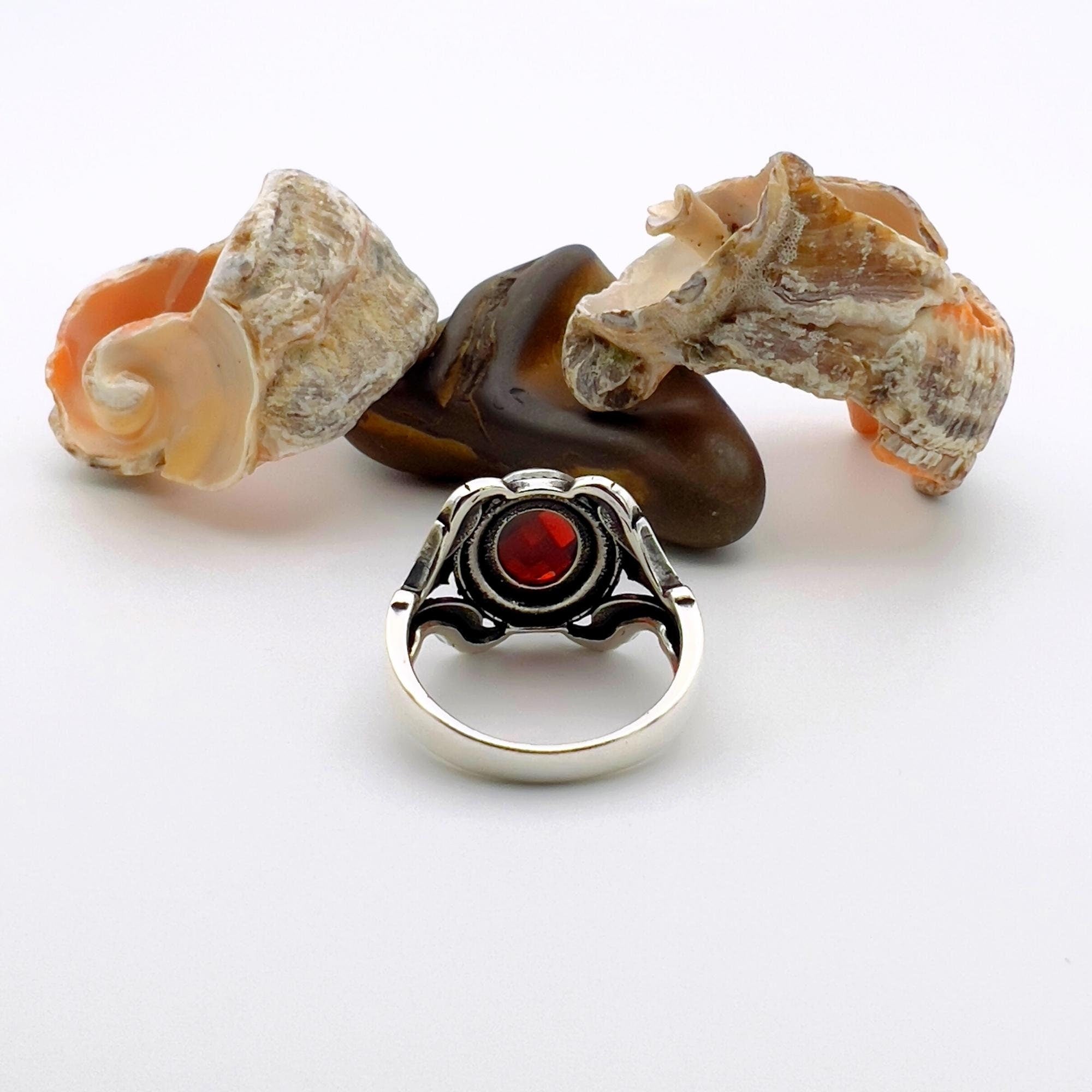 Artisan Crafted Unisex Red Zircon Oval 925 Sterling Silver Ring - Elegant Gift