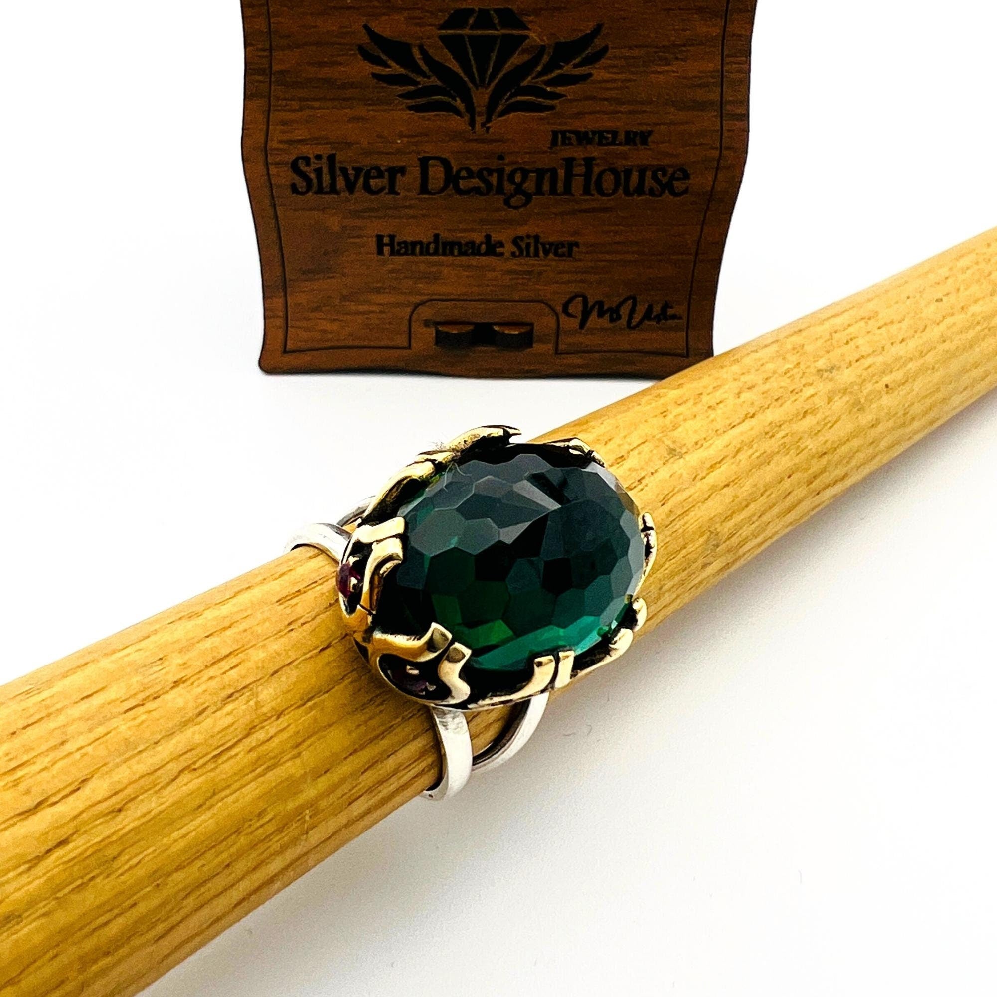 خاتم زمرد بيضاوي فاخر مصنوع يدويًا من الفضة الإسترلينية 925 للنساء - هدية مدروسة