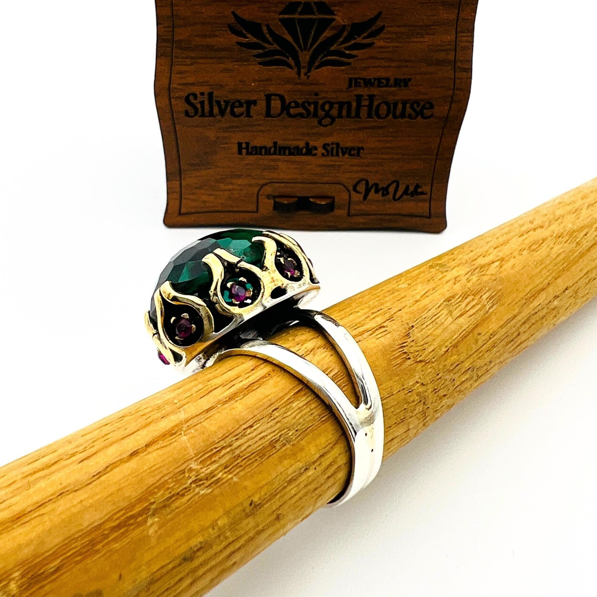 خاتم زمرد بيضاوي فاخر مصنوع يدويًا من الفضة الإسترلينية 925 للنساء - هدية مدروسة