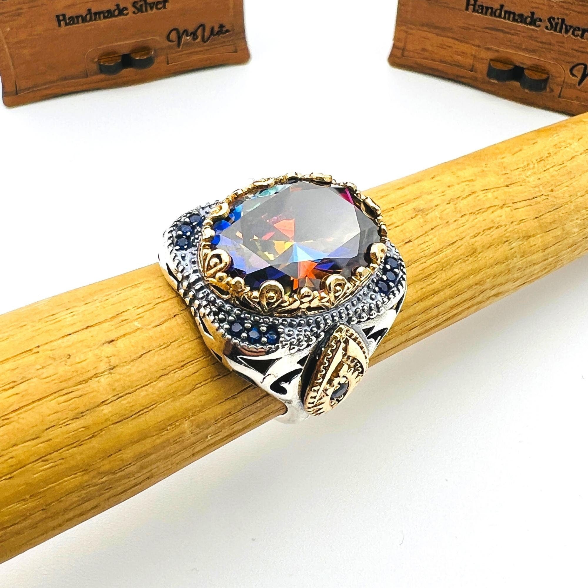 خاتم رجالي عثماني تركي يدوي الصنع من الفضة الإسترلينية متعددة الألوان بتصميم بيضاوي من التانزانيت