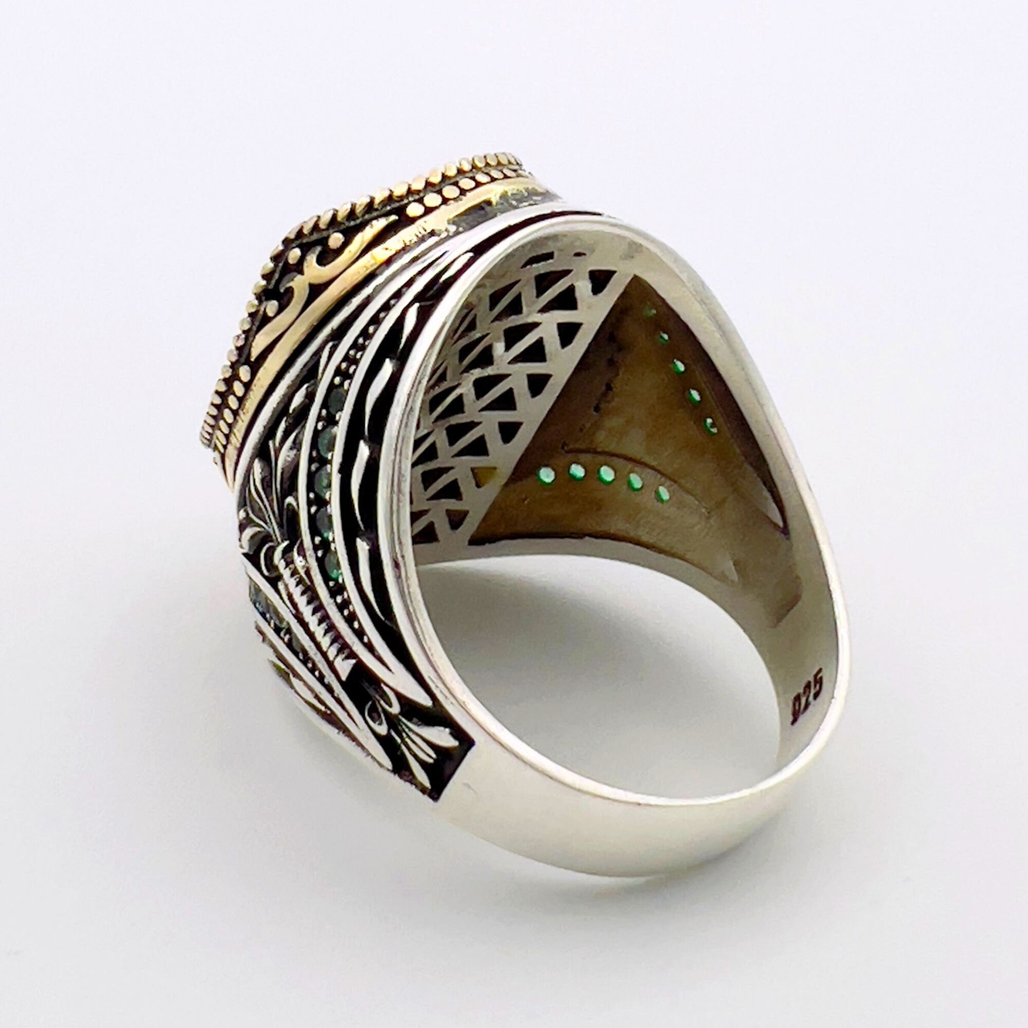 خاتم زمرد مستوحى من العثمانيين للرجال | مجوهرات تركية يدوية الصنع من الفضة الإسترلينية 925