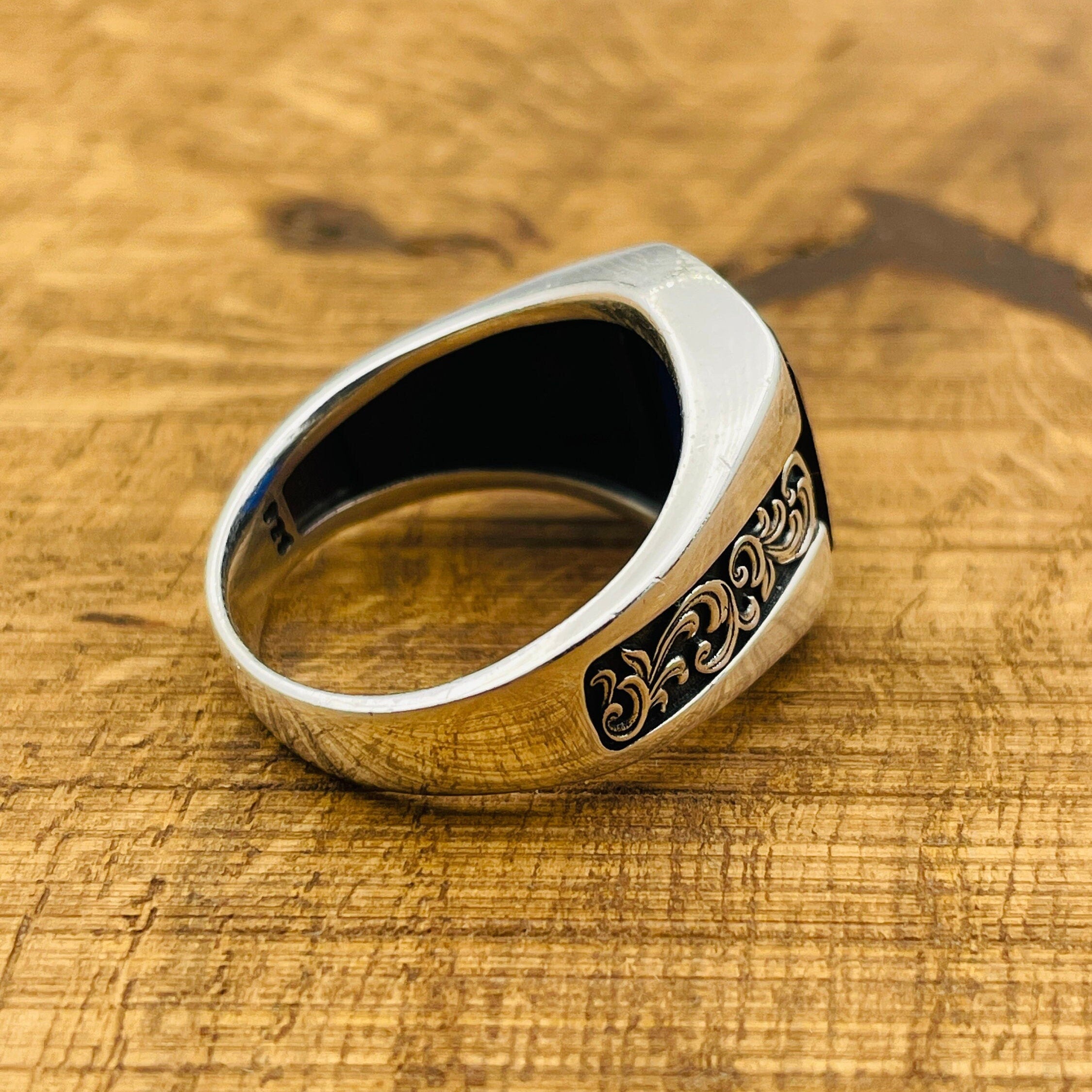 خاتم فضة بحجر زركون أزرق مصنوع يدويًا للرجال