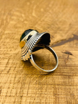 خاتم فضة إسترليني 925 مرصع بالزمرد مستوحى من الطراز العثماني مصنوع يدويًا للنساء