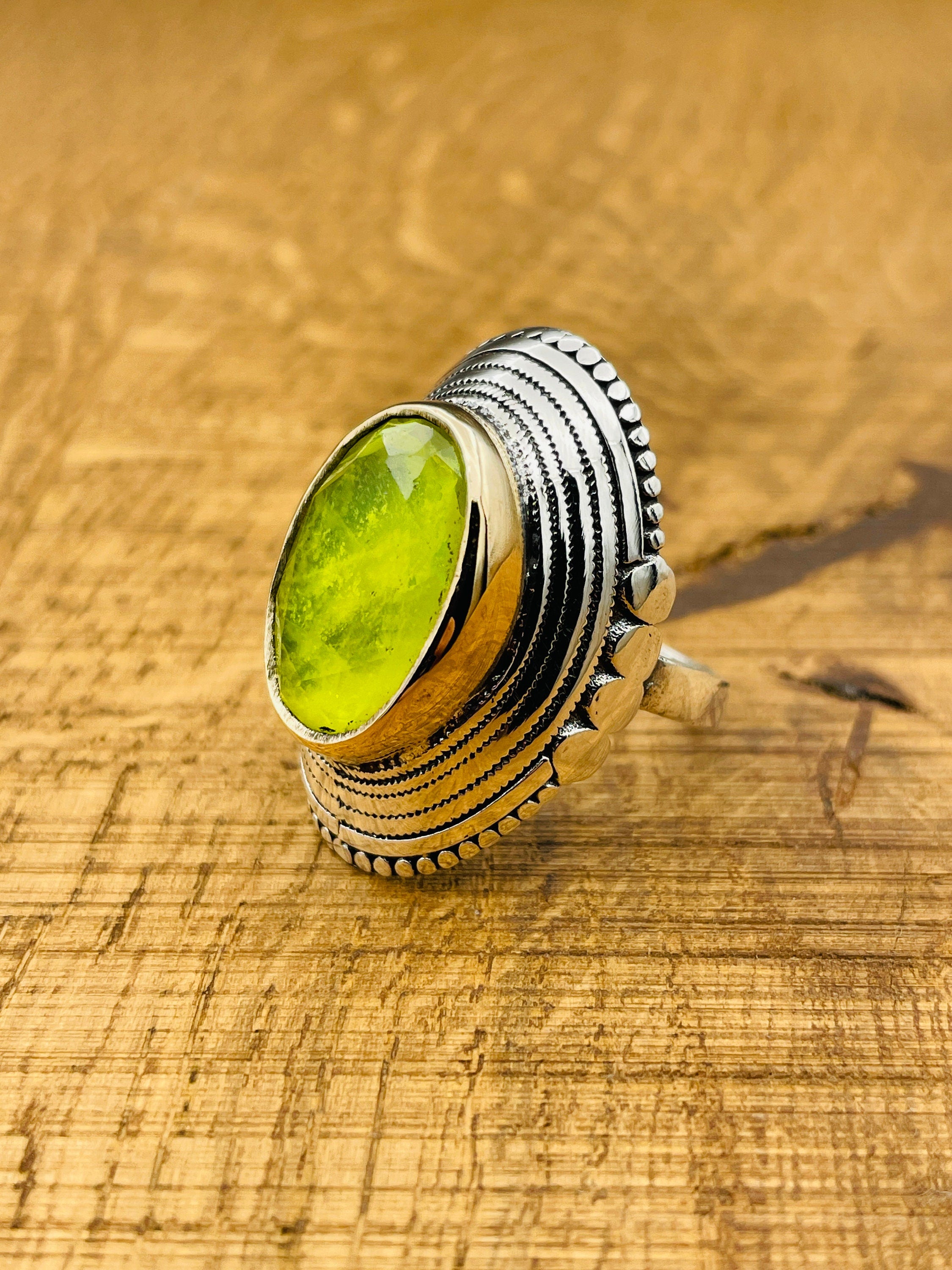 خاتم حجر تورمالين بارايبا من الفضة الإسترلينية 925 مصنوع يدوياً تركي - هدية مجوهرات أنيقة وبارزة