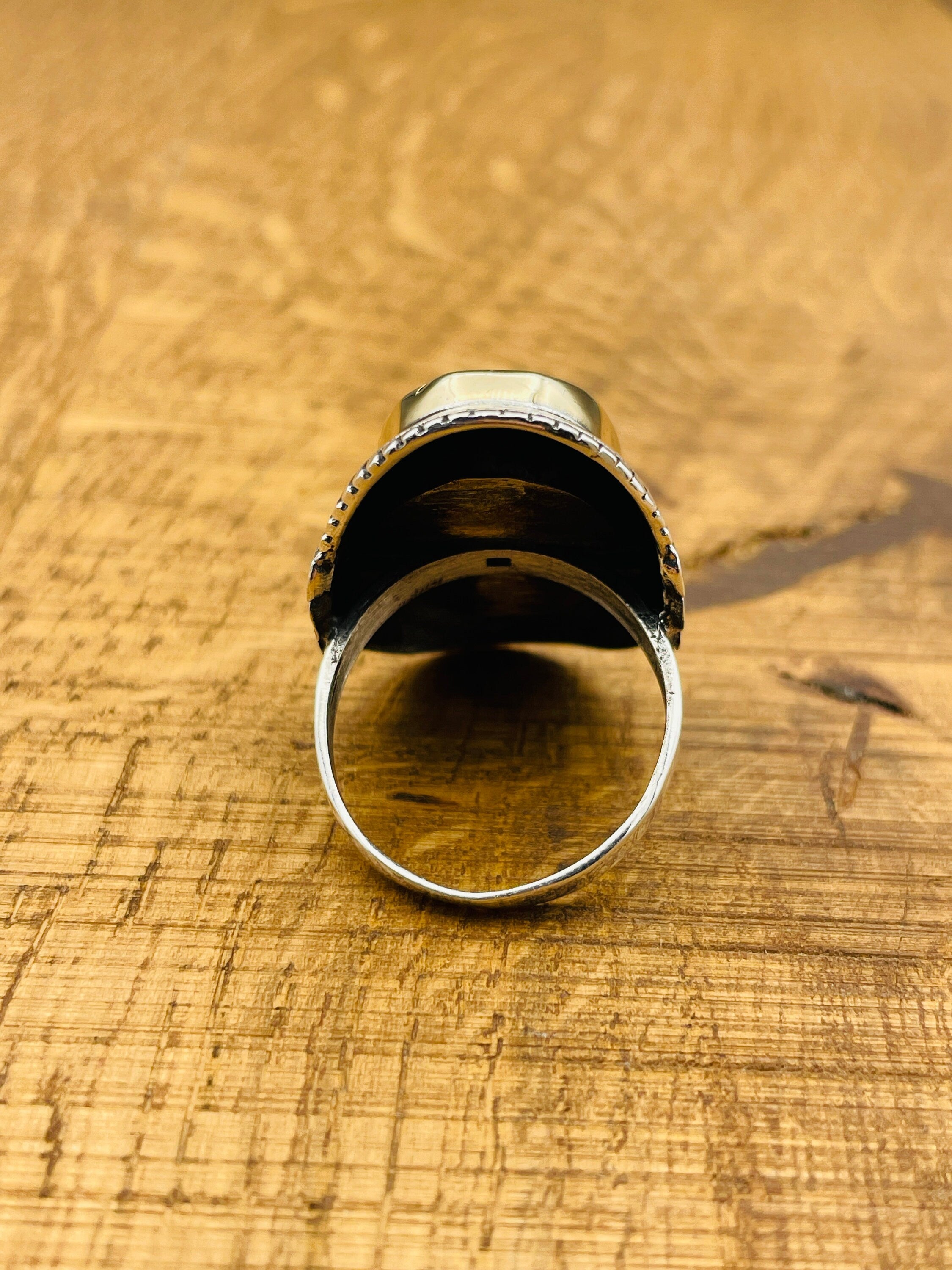 خاتم فضة استرليني 925 مرصع بأحجار الياقوت الأزرق العثماني المصنوع يدوياً بشكل رائع