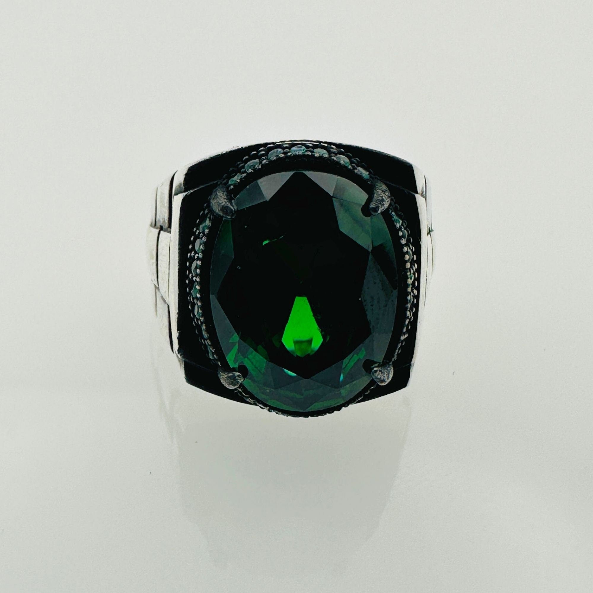Elegant Emerald Men's Ring