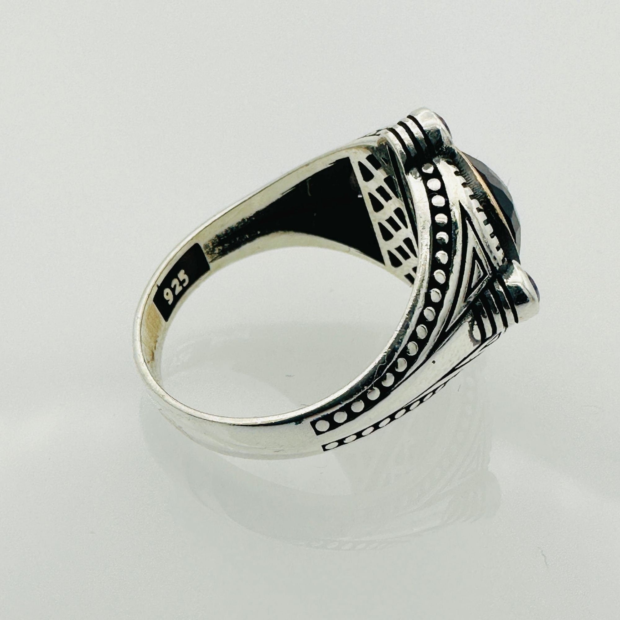 خاتم فضة ياقوت أزرق يدوي للرجال