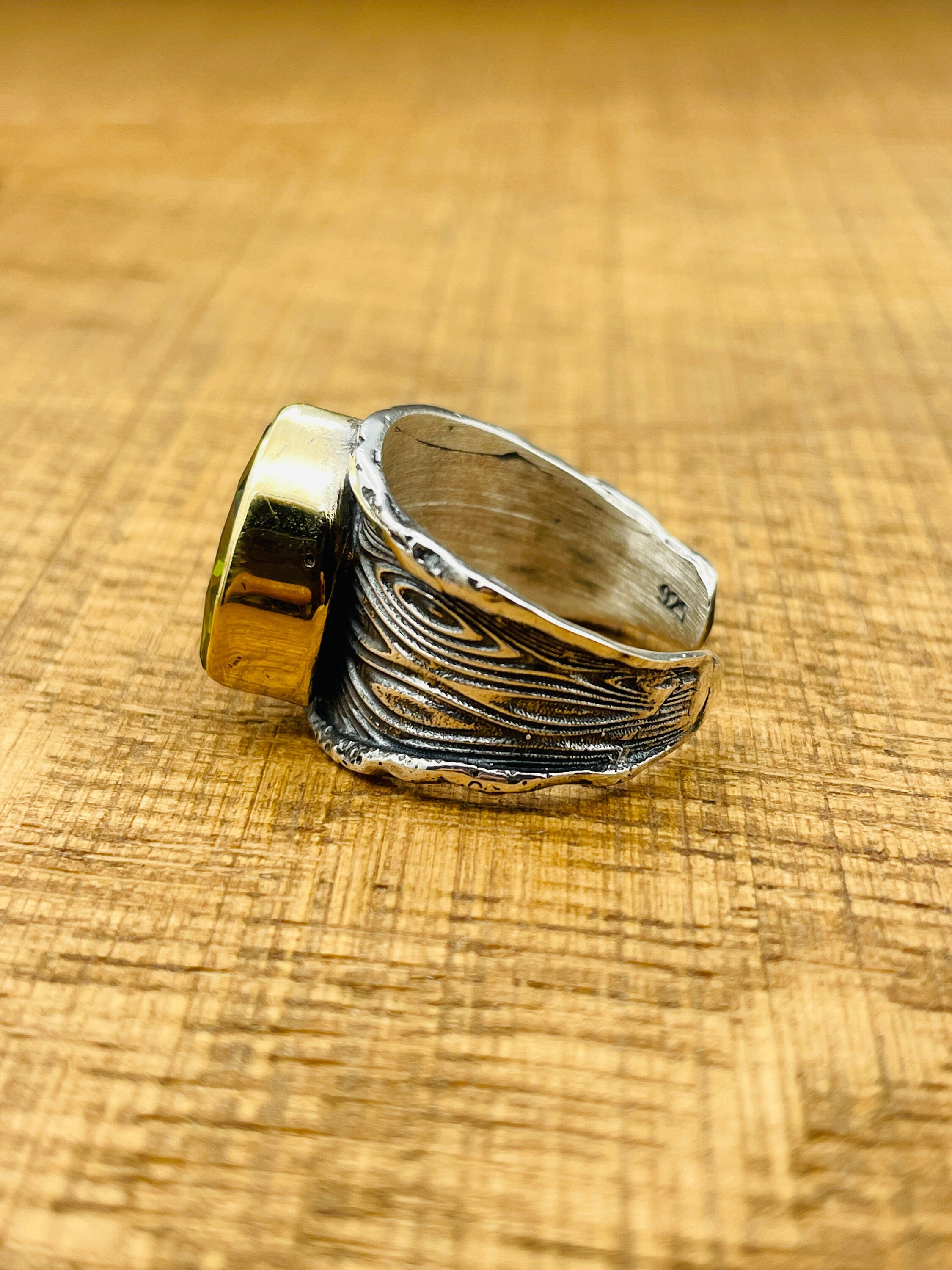 خاتم نسائي من الفضة الإسترلينية 925 مع حجر الجمشت