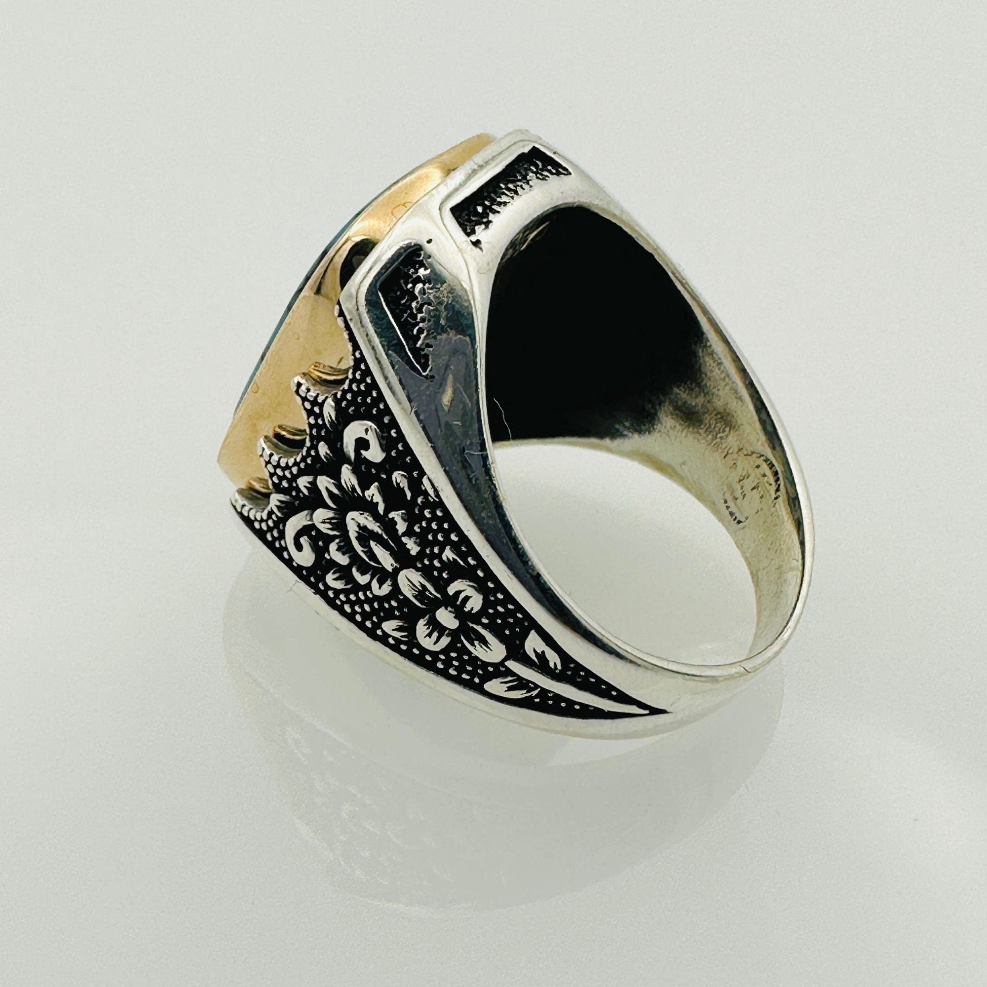 Sterling Silver Turquoise Ring