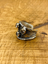 Anello regolabile da donna con tre pietre di zircone bianco