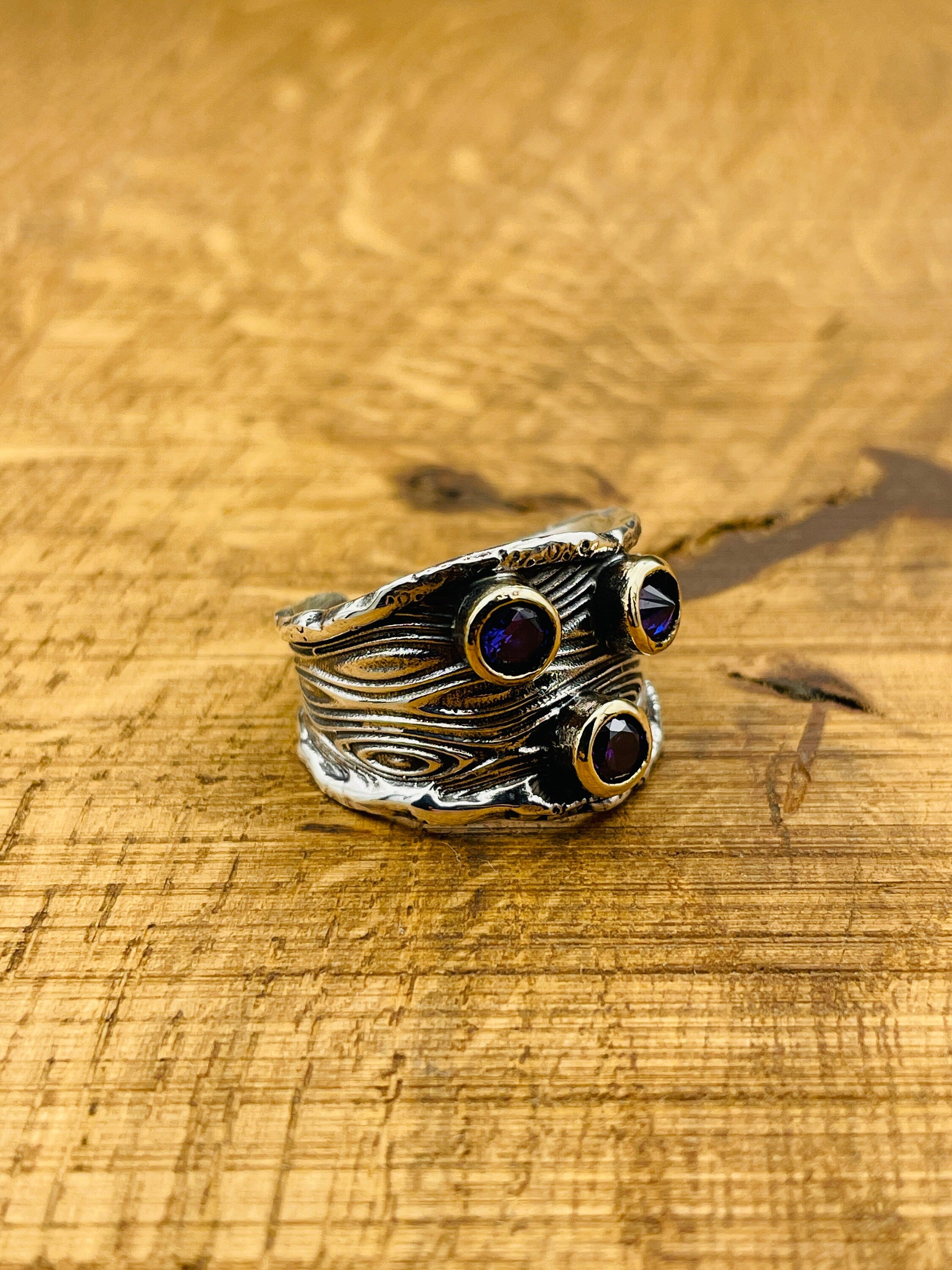 خاتم نسائي بحجر أميثيست أرجواني متعدد الأحجار