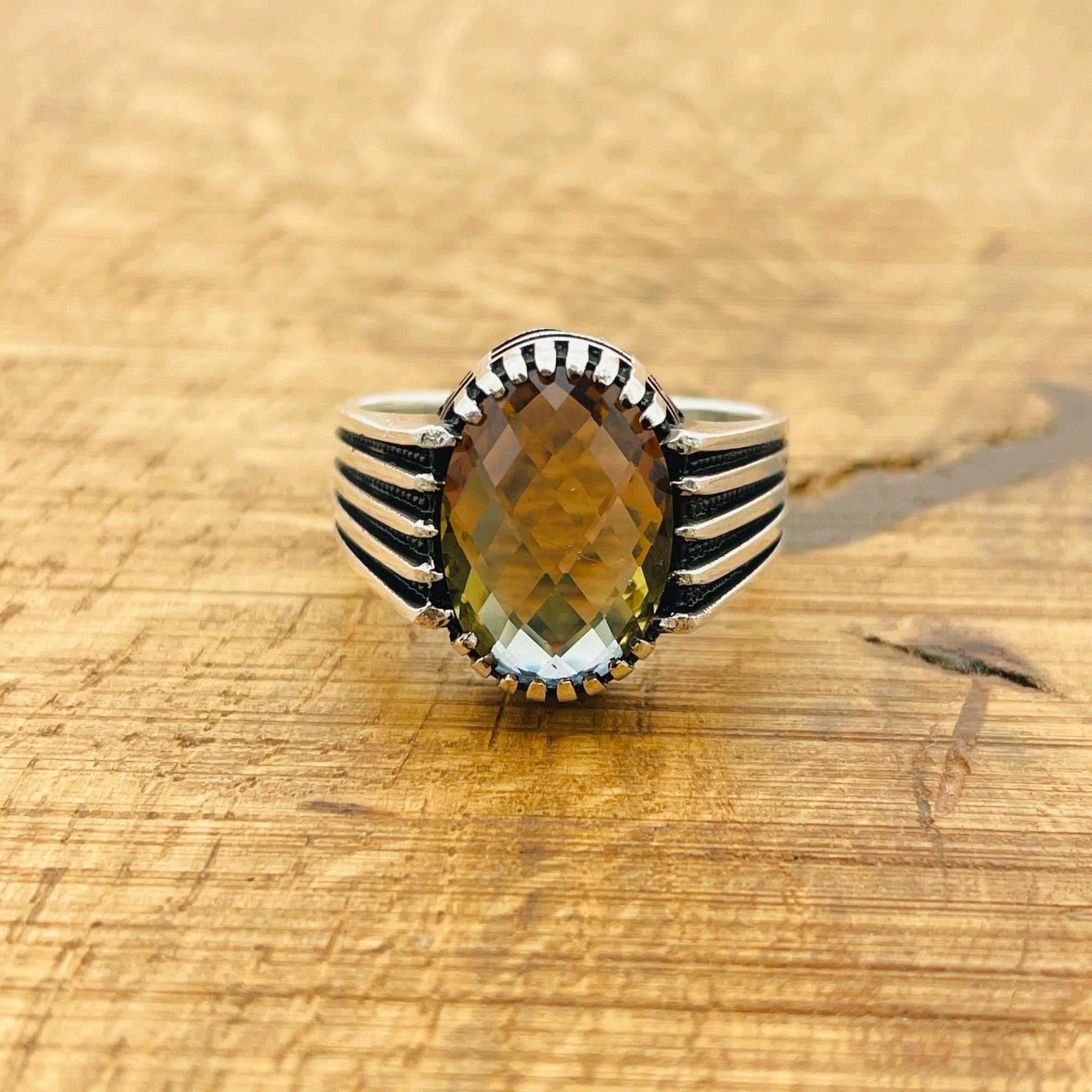 Handcrafted 925 Sterling Silver Ottoman Men's Ring with Color-Changing Zultanite Stone