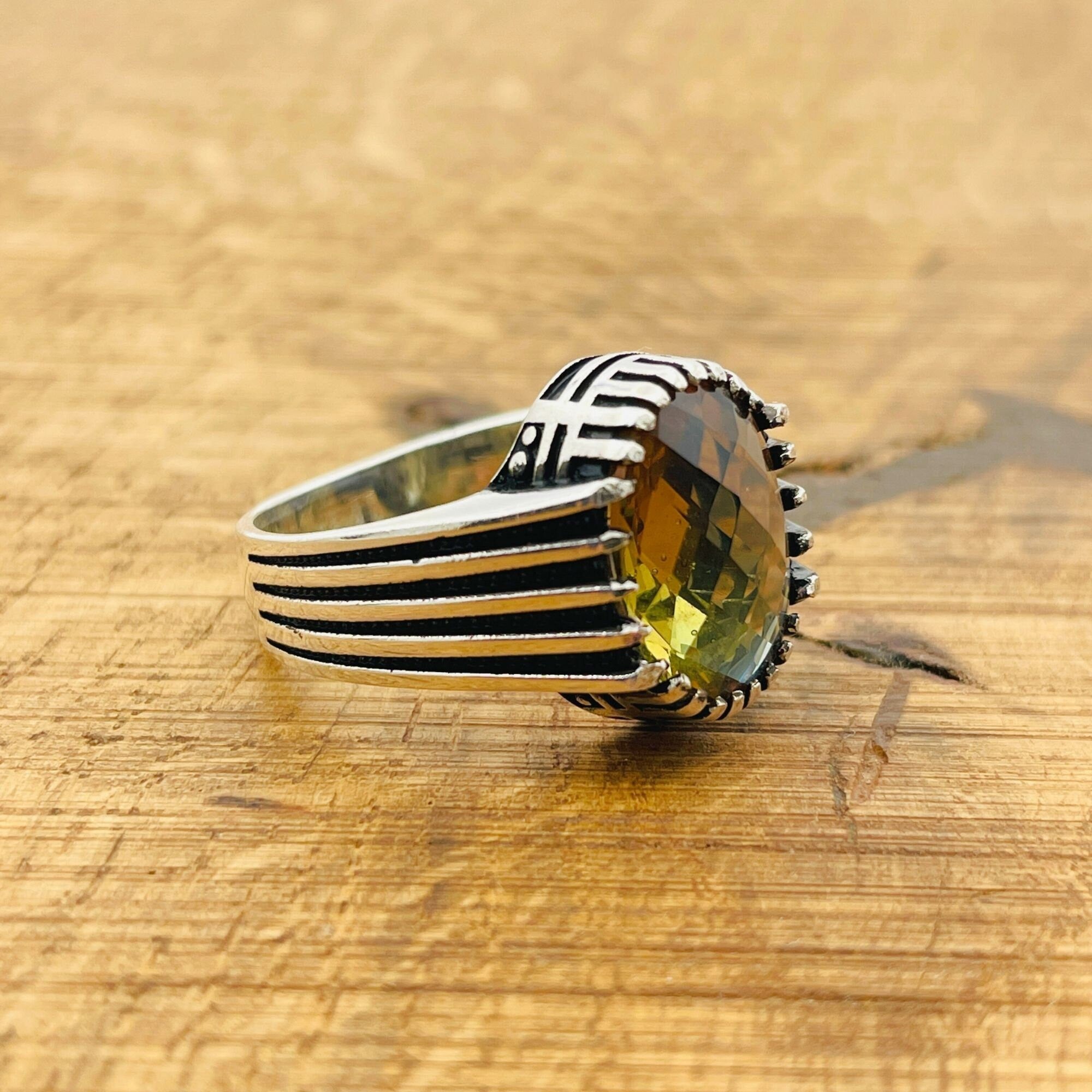 Handcrafted 925 Sterling Silver Ottoman Men's Ring with Color-Changing Zultanite Stone