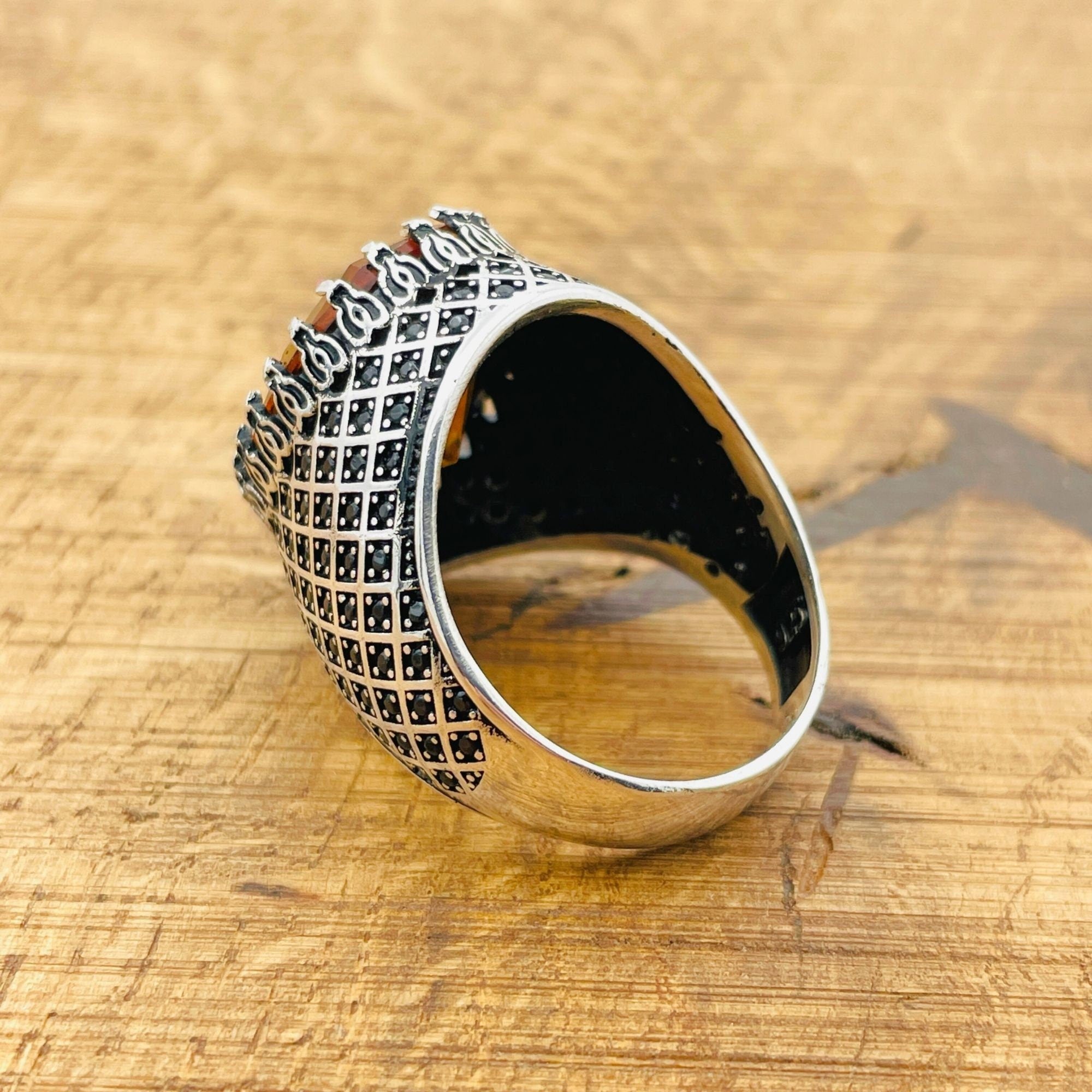 خاتم رجالي فاخر مصنوع يدوياً من الفضة الإسترلينية مع حجر زولتانيت متغير اللون - مجوهرات فاخرة على الطراز العثماني