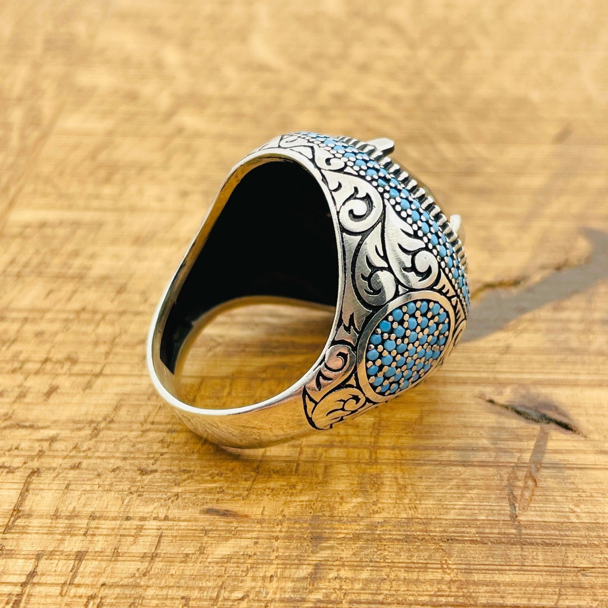 خاتم رجالي يدوي الصنع على الطراز العثماني متعدد الألوان من الزولتانيت - فضة استرلينية، حجر كريم يتغير لونه
