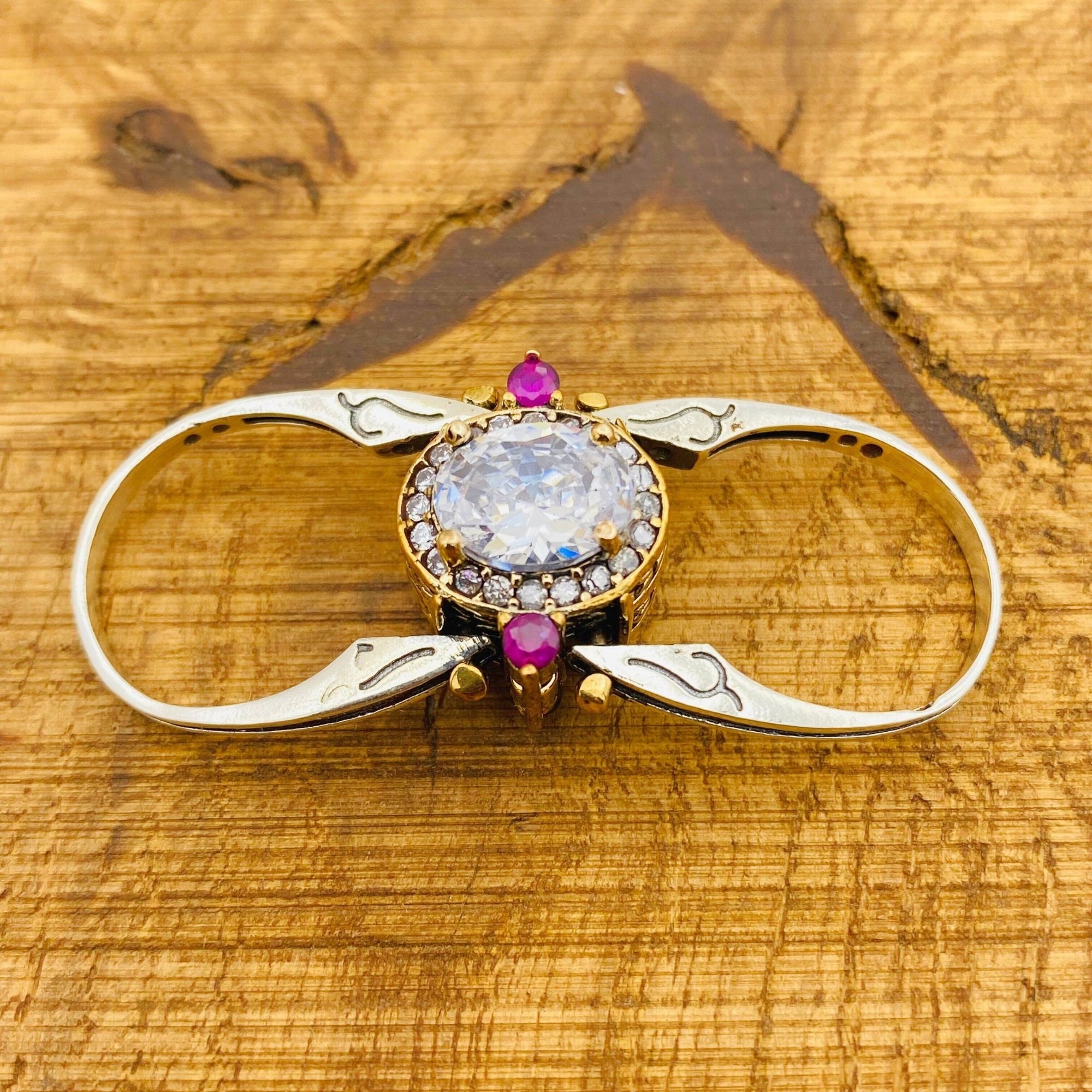 خاتم بيضاوي متعدد الأحجار مصنوع يدويًا من الزركون الأبيض والسترين قابل للعكس | فضة استرليني 925