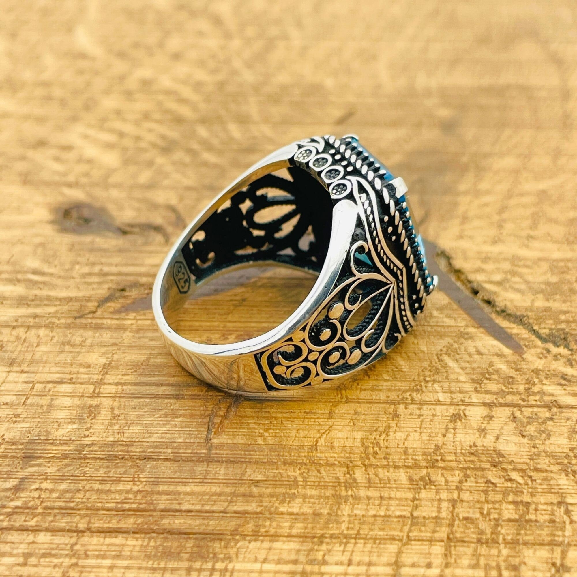 خاتم مربع أنيق للرجال مصنوع يدوياً من الفضة الإسترلينية بحجر الأكوامارين التركي