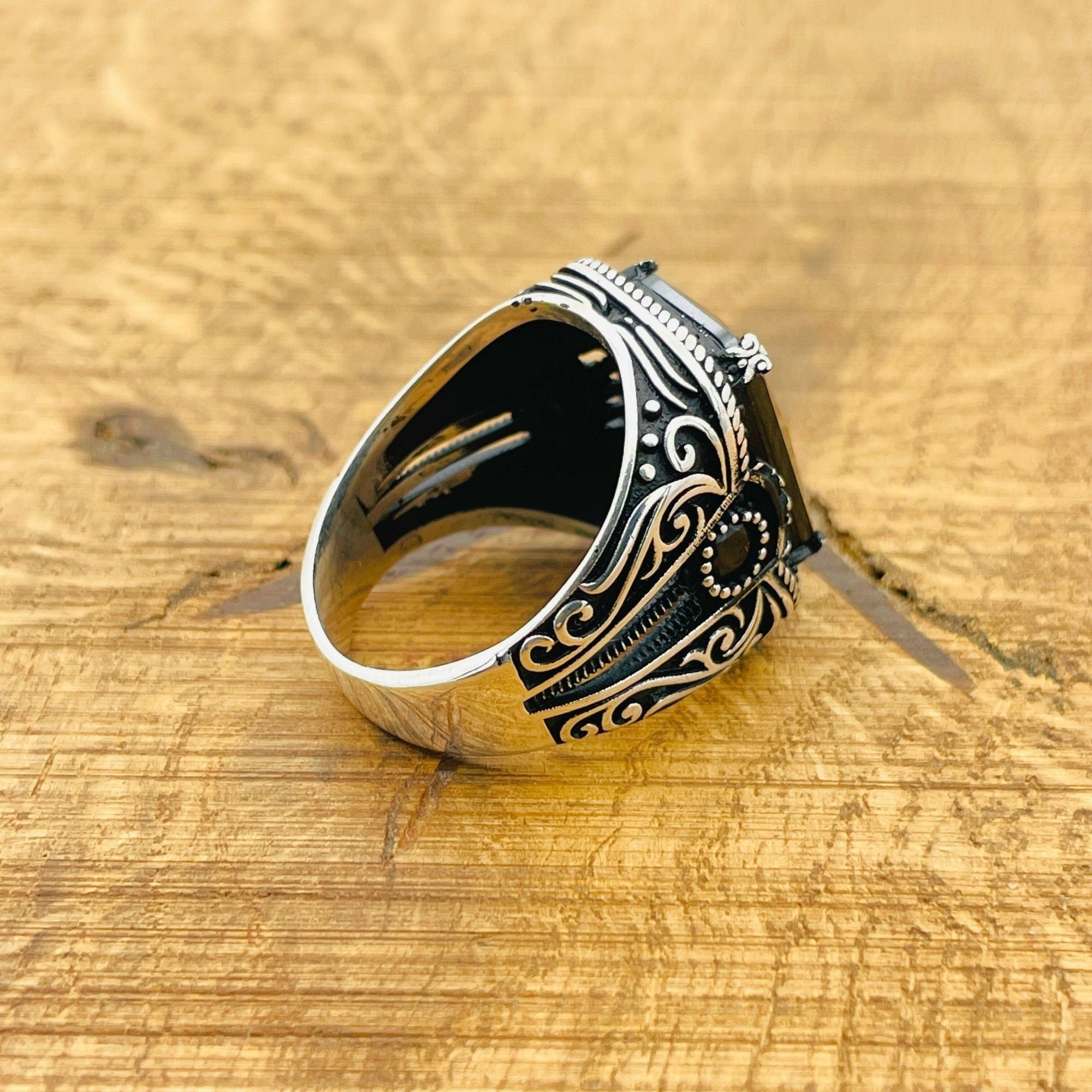 خاتم مربع أسود من الزركون مصنوع يدوياً من الفضة الإسترلينية 925 للرجال من تركيا