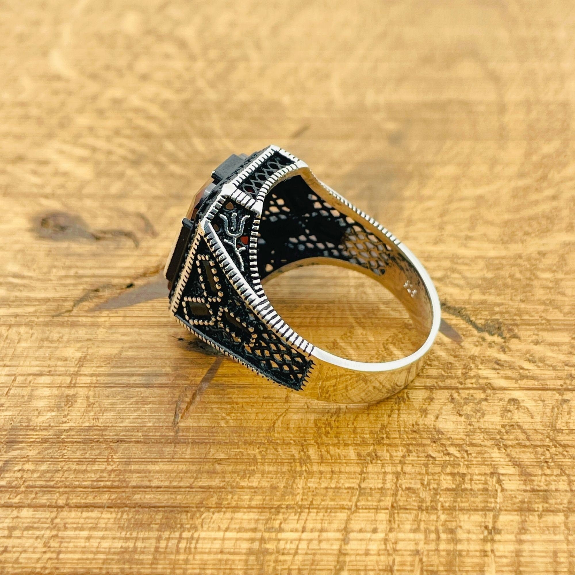 خاتم عثماني يدوي الصنع للرجال من الياقوت - فضة استرلينية 925 تصميم أصلي