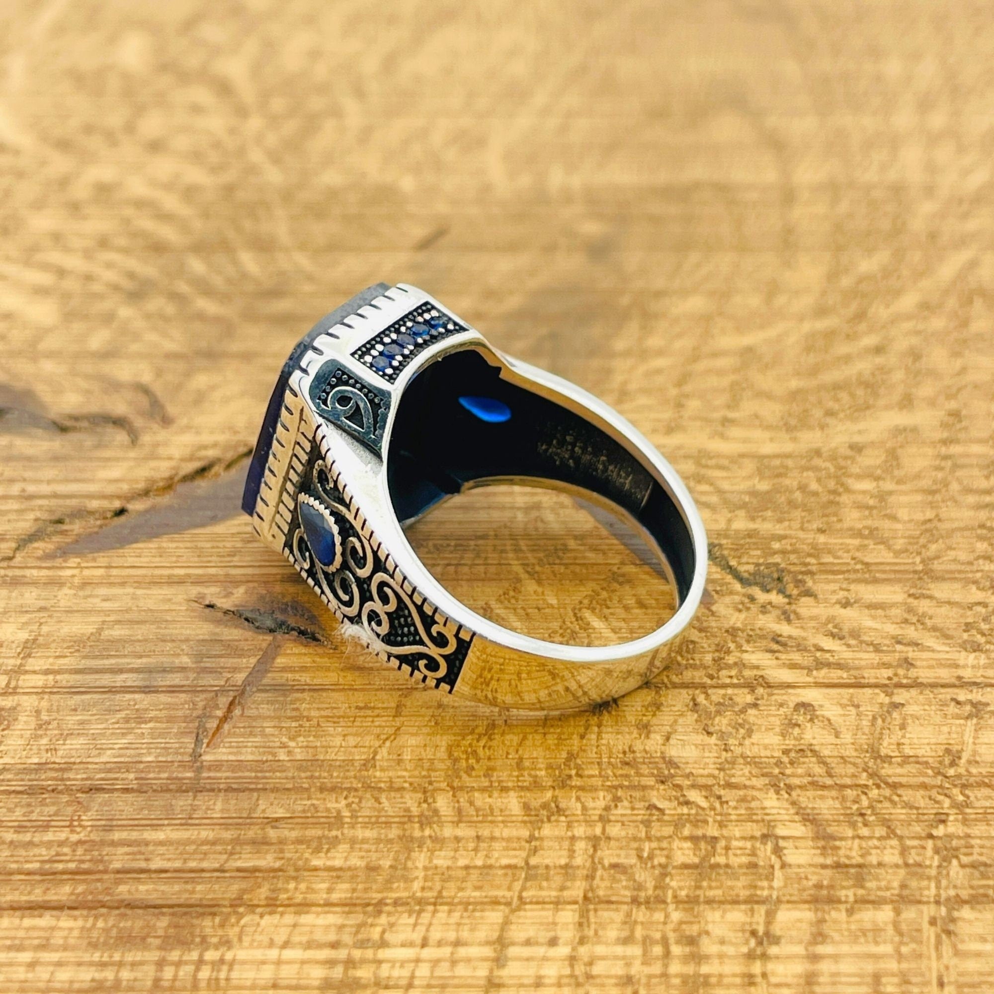 خاتم مربع أزرق من الزركون للرجال من الفضة الإسترلينية التركية المصنوعة يدوياً - مصنوع بحرفية