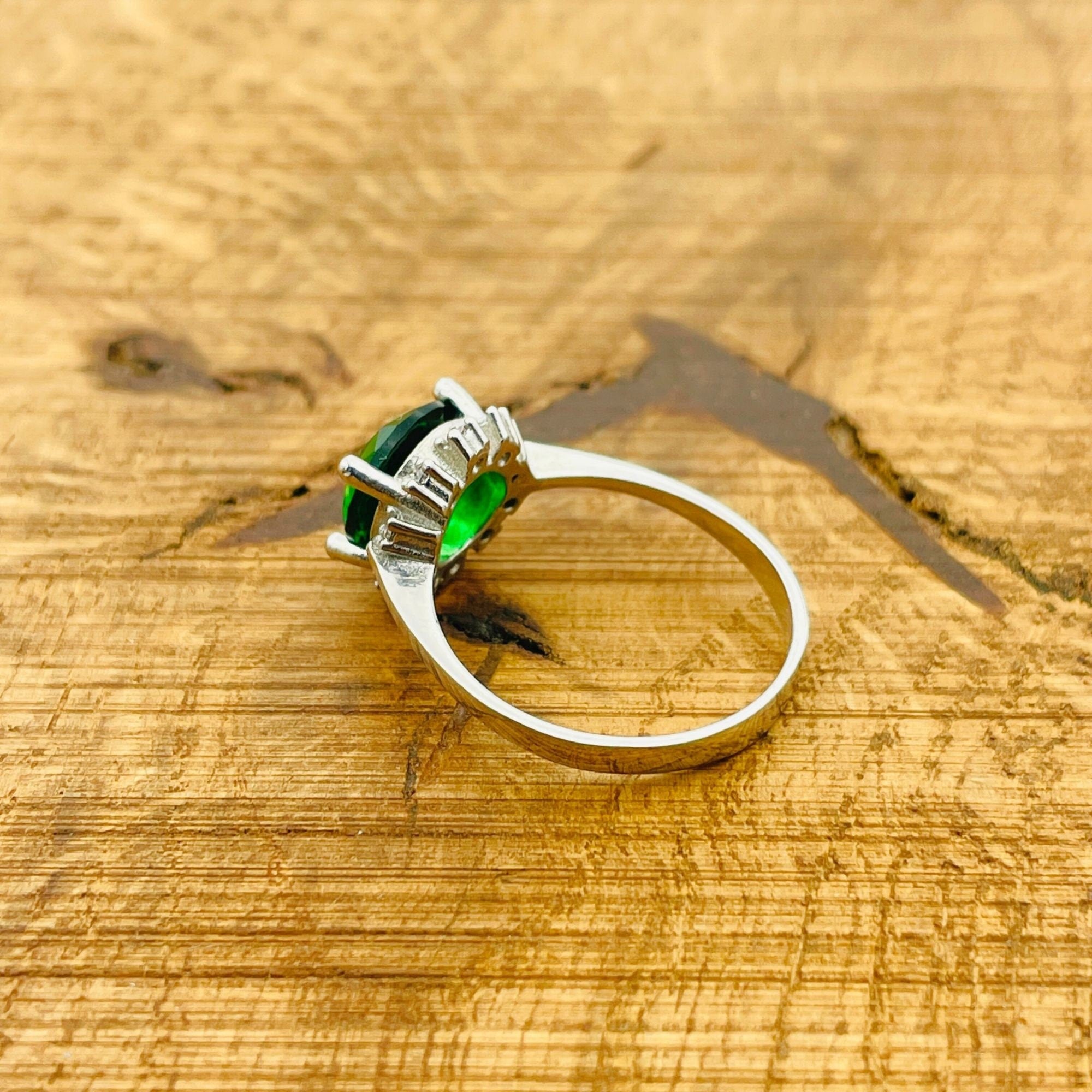 Turkish Handmade Minimalist Emerald Ring - 925 Sterling Silver Green Gemstone Jewelry for Women