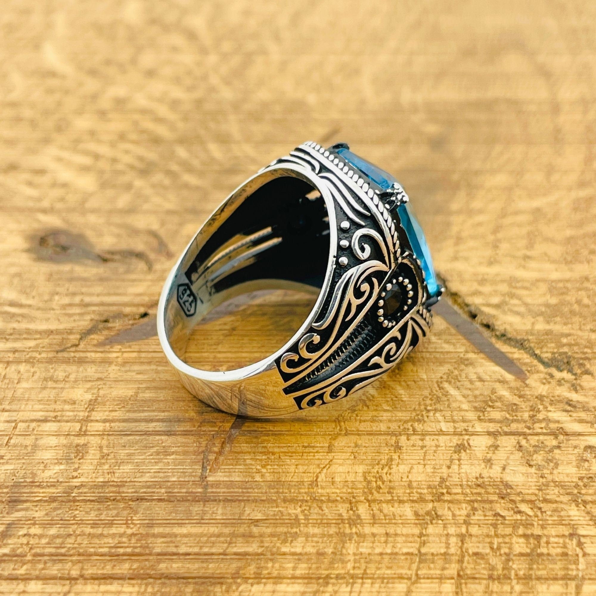 خاتم مربع على الطراز العثماني للرجال بحجر الأكوامارين - فضة استرلينية 925 مصنوعة يدوياً