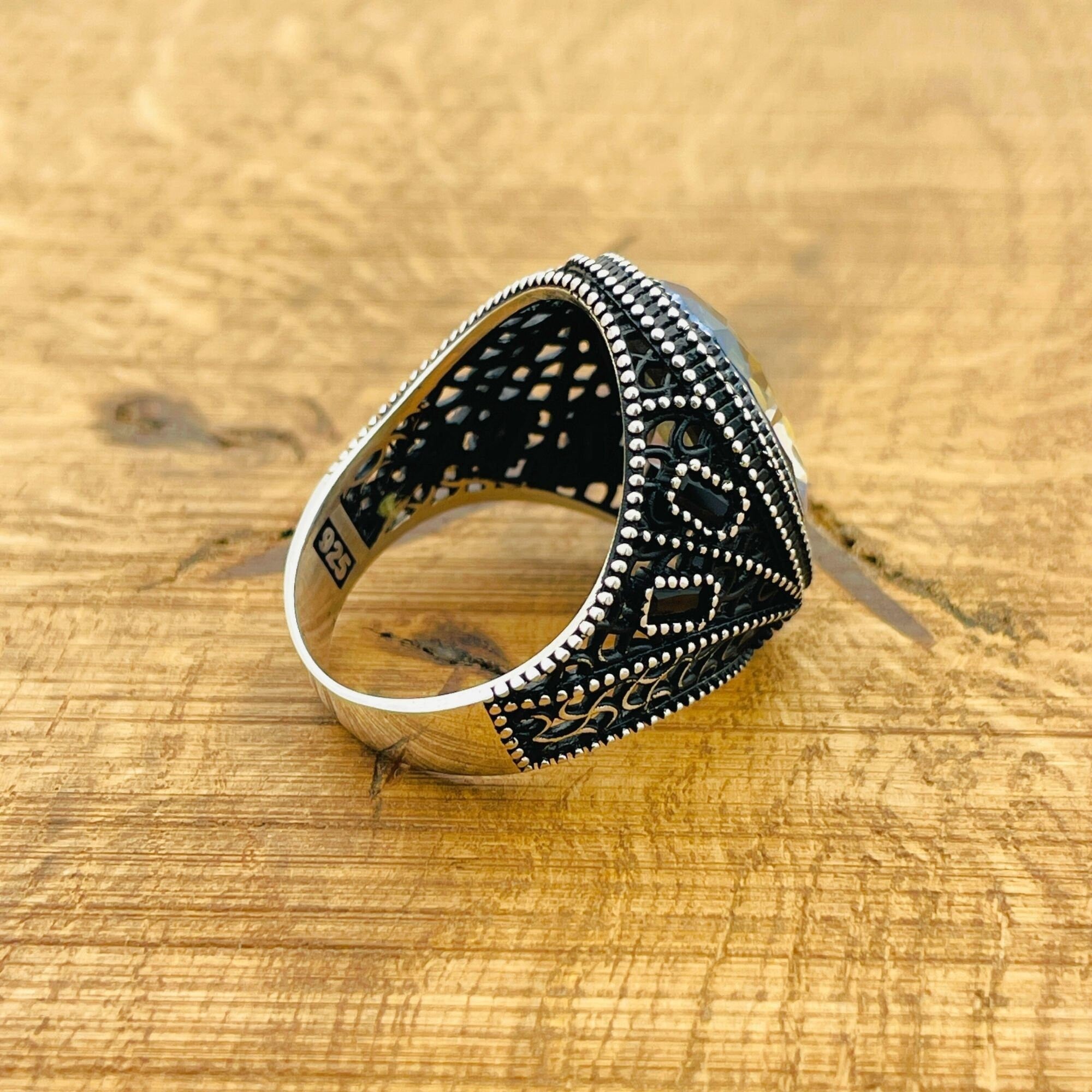 Men's Turkish Handmade Oval Tanzanite 925 Sterling Silver Ring