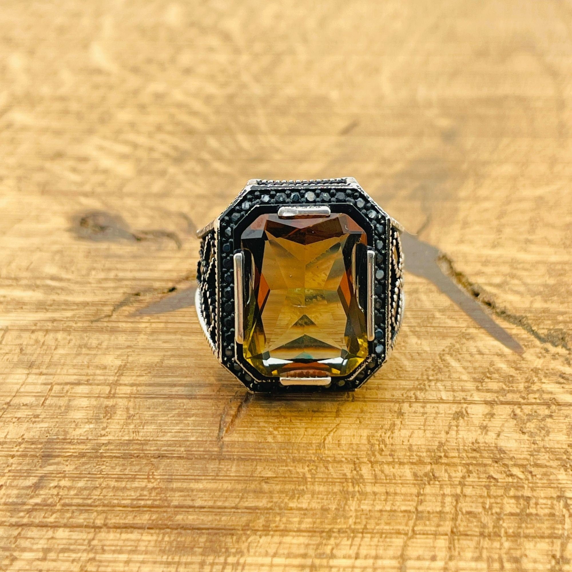 خاتم رجالي تركي مصنوع يدويًا من الفضة الإسترلينية 925 مربع بحجر الزولتانيت الطبيعي