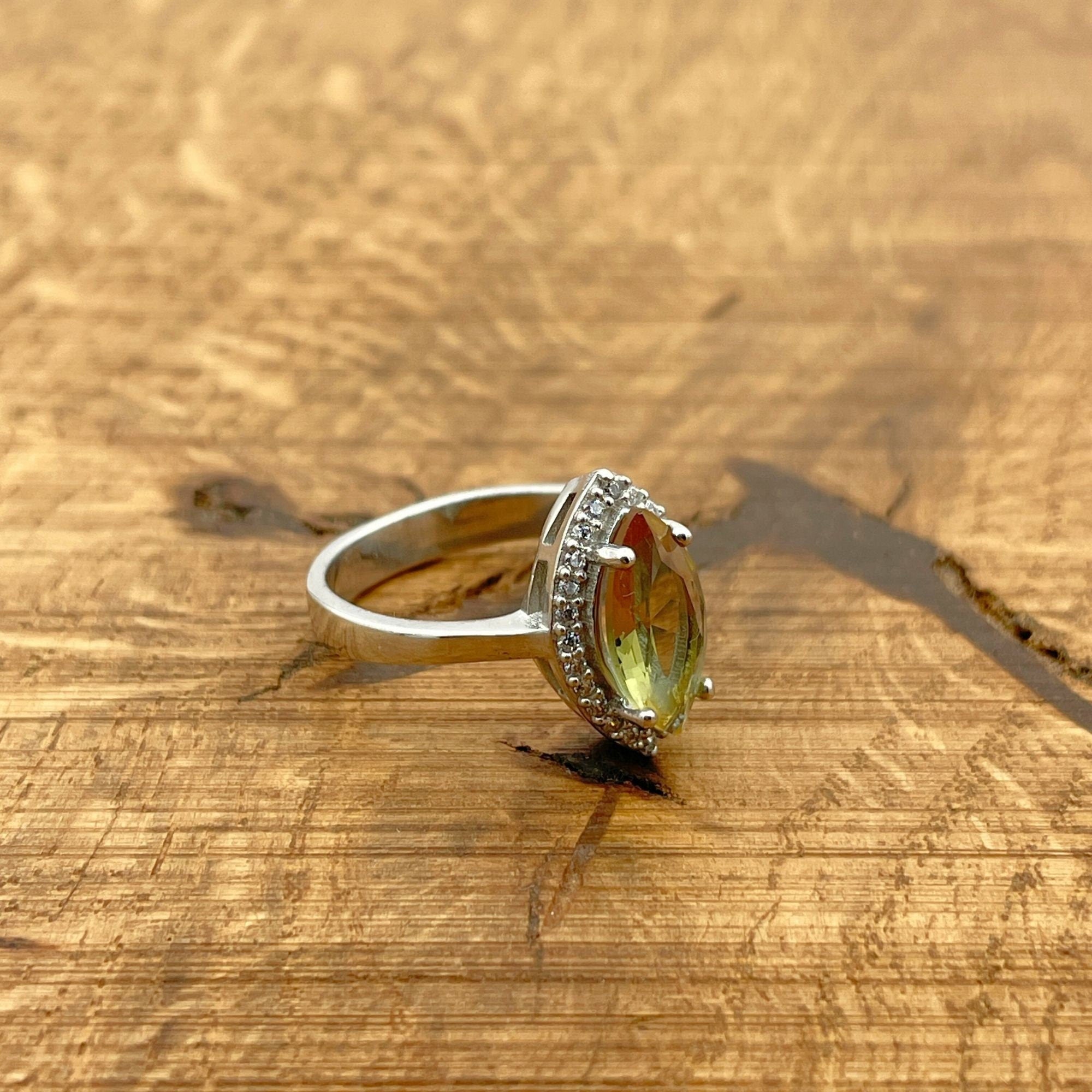 خاتم نسائي مصنوع يدويًا من الفضة الإسترلينية 925 بزولتانيت | حجر كريم يتغير لونه | مجوهرات تركية مستوحاة من الطراز العتيق