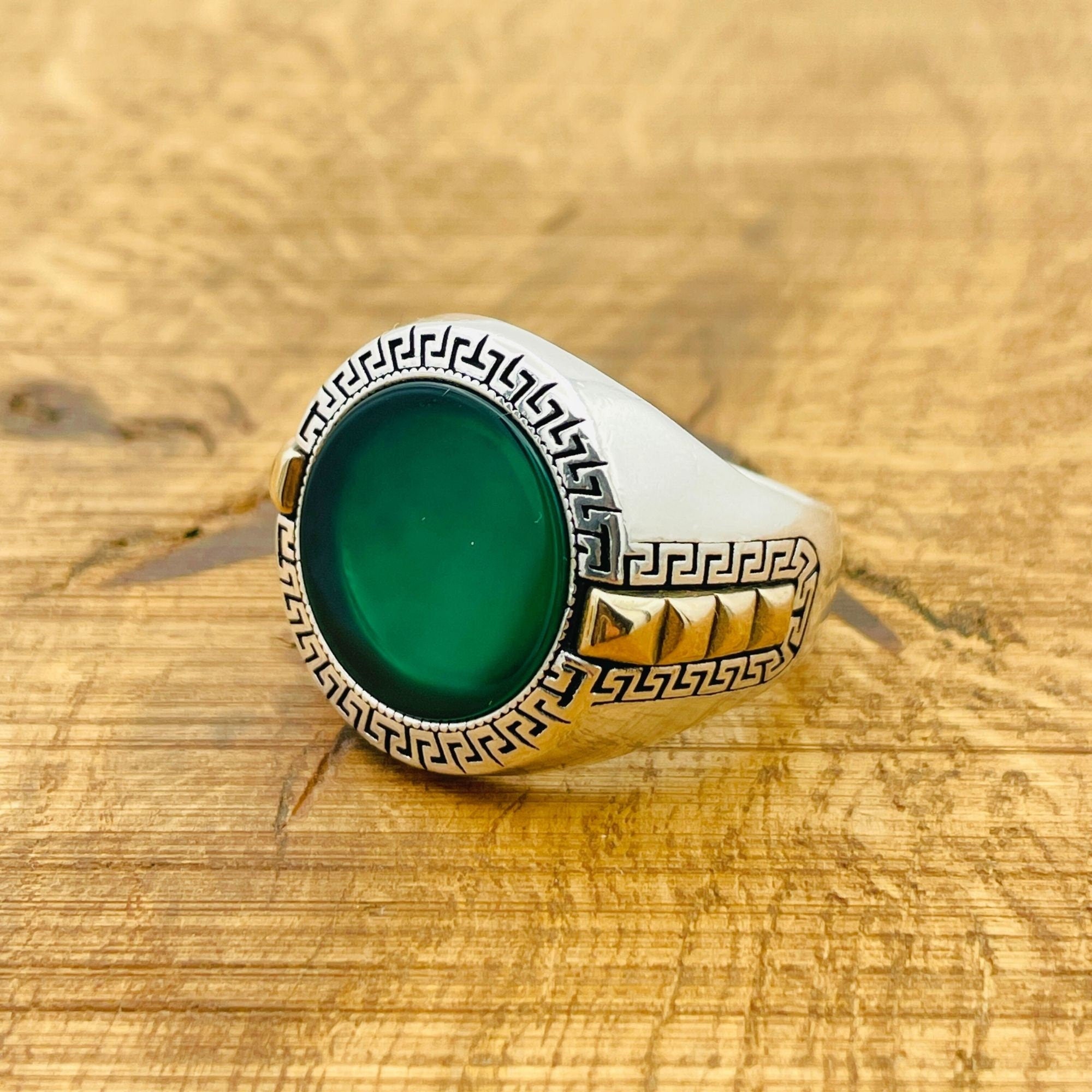 Men's Authentic Turkish Green Aqeeq Agate 925 Sterling Silver Ring
