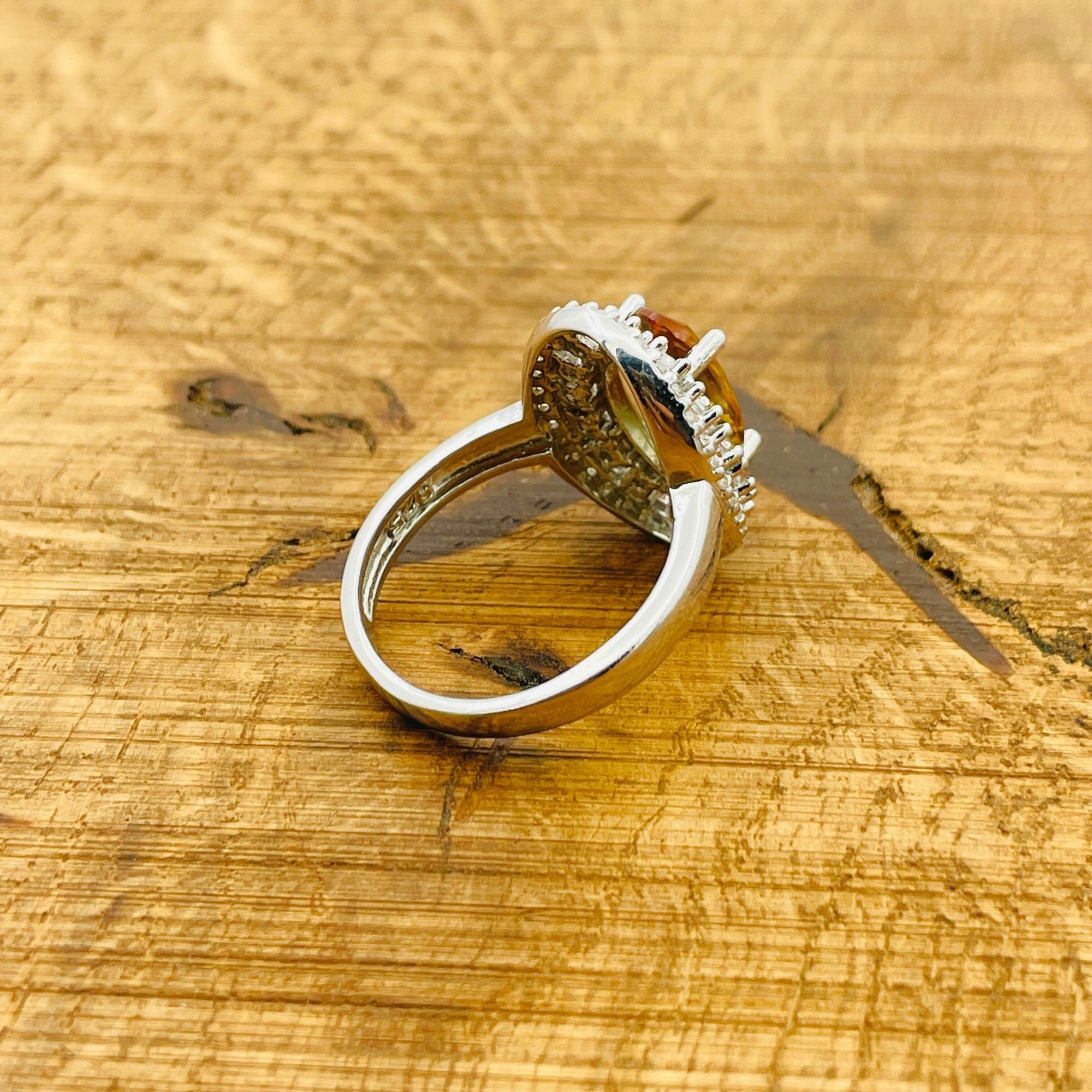 خاتم زولتانيت بيضاوي يدوي الصنع تركي | مجوهرات نسائية من الفضة الإسترلينية 925